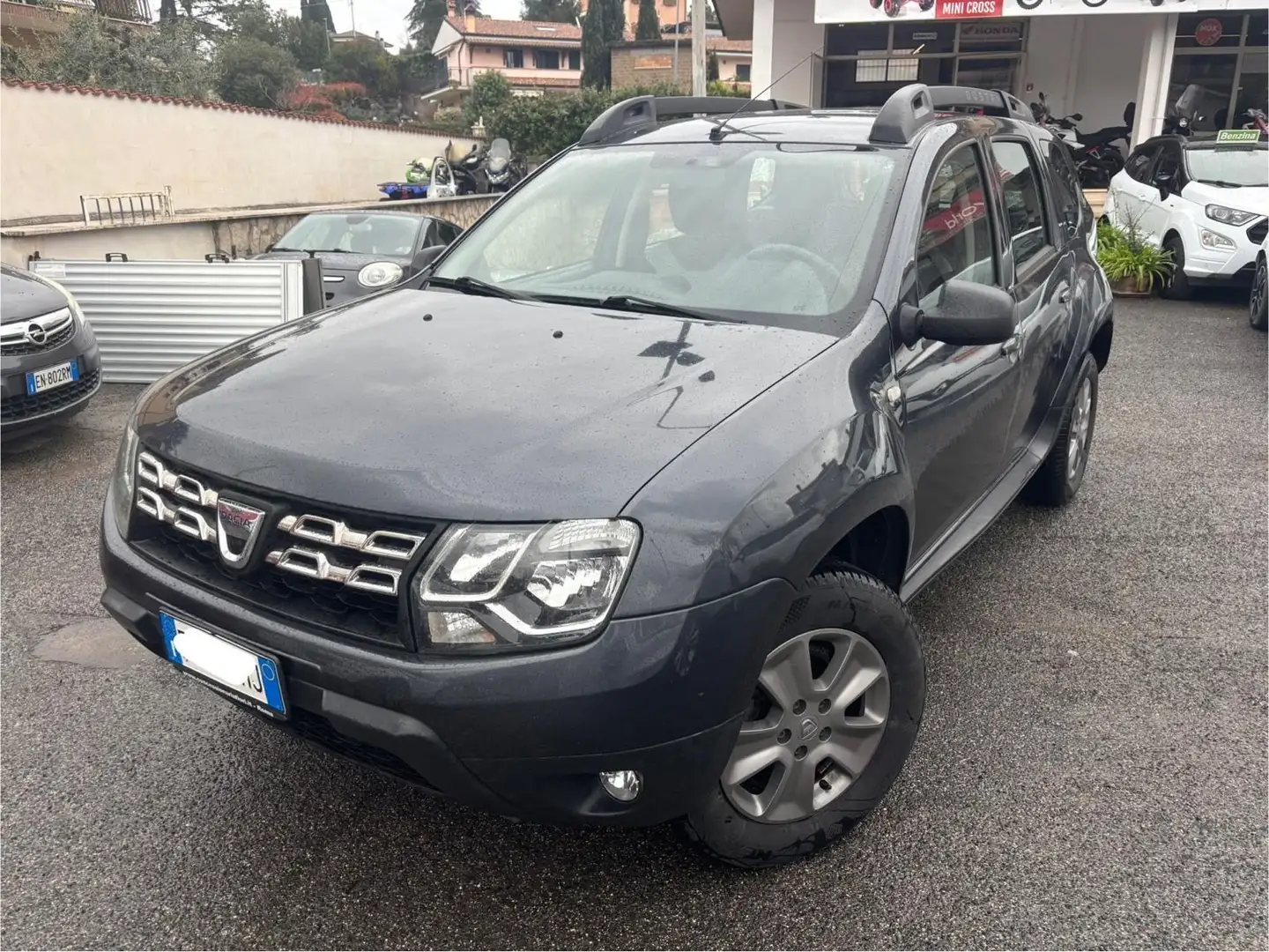 Dacia Duster 1.5 dci Laureate 4x2 110cv - 1