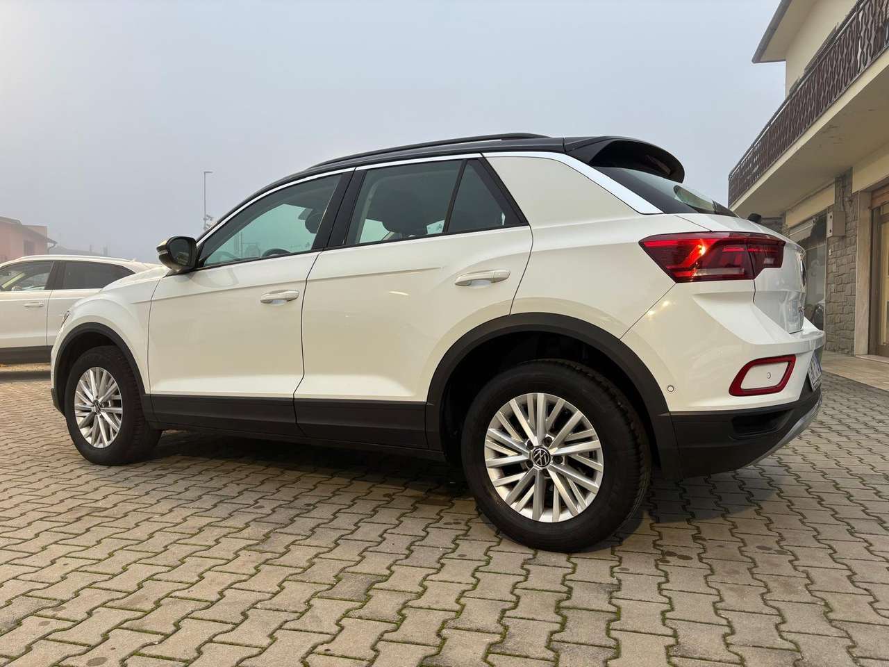 Volkswagen T-Roc 1.0 tsi Life 110cv BICOLORE (2023)