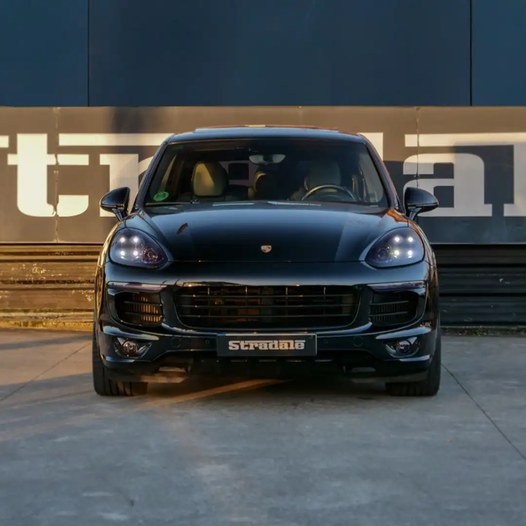 Porsche Cayenne Diesel Aut. Schwarz - 2