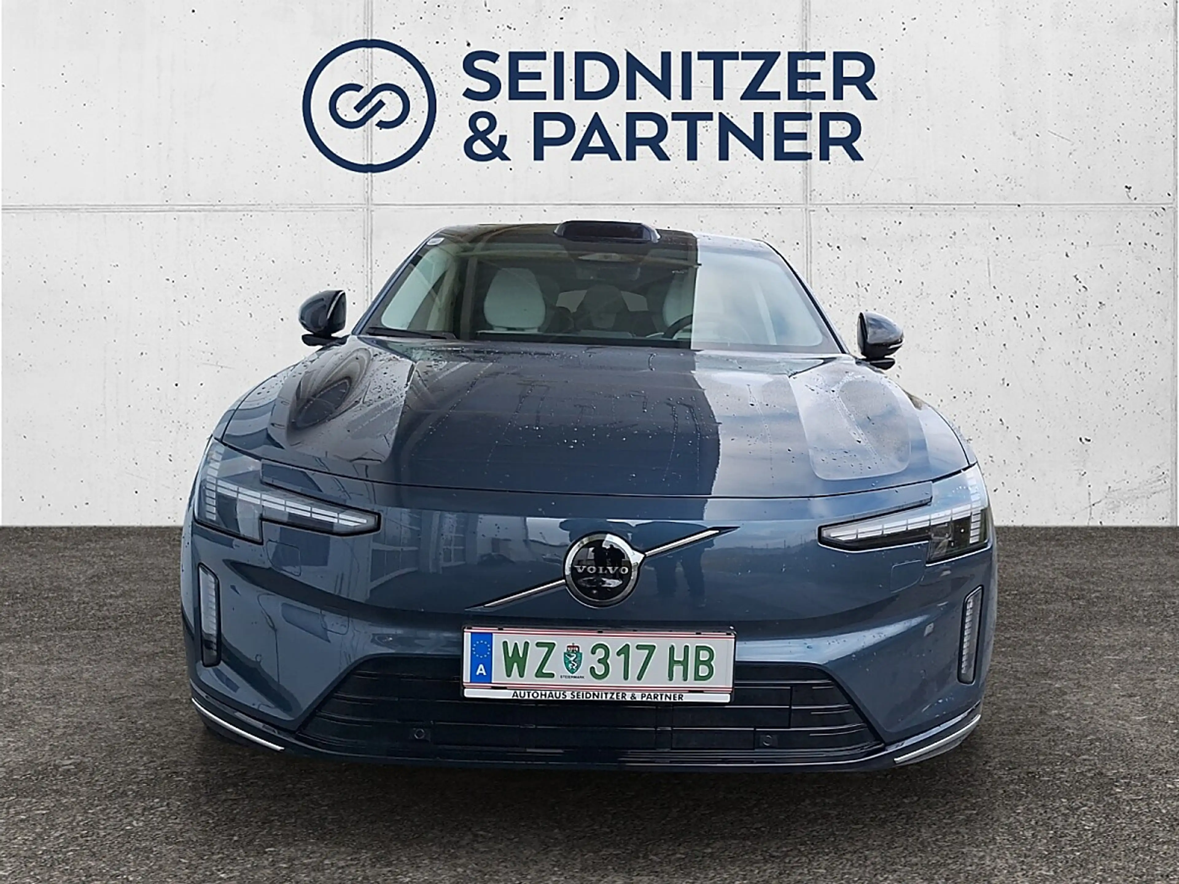 Volvo ES90 Single Motor Extended Range 92kWh Ultra — photo 2