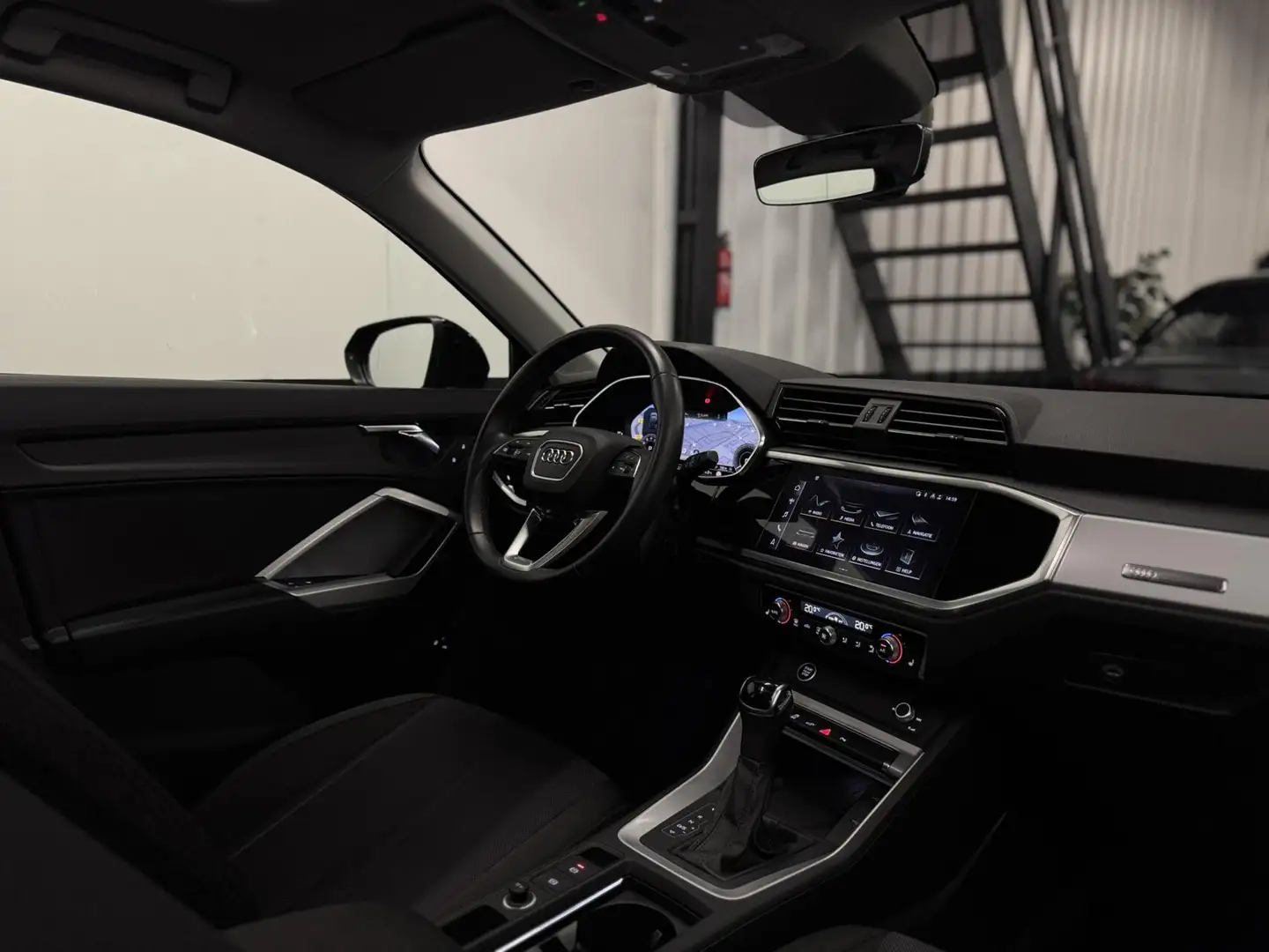 Audi Q3 Sportback 45 TFSI e S Edition|Pano|20"|Keyless|Bli - 2