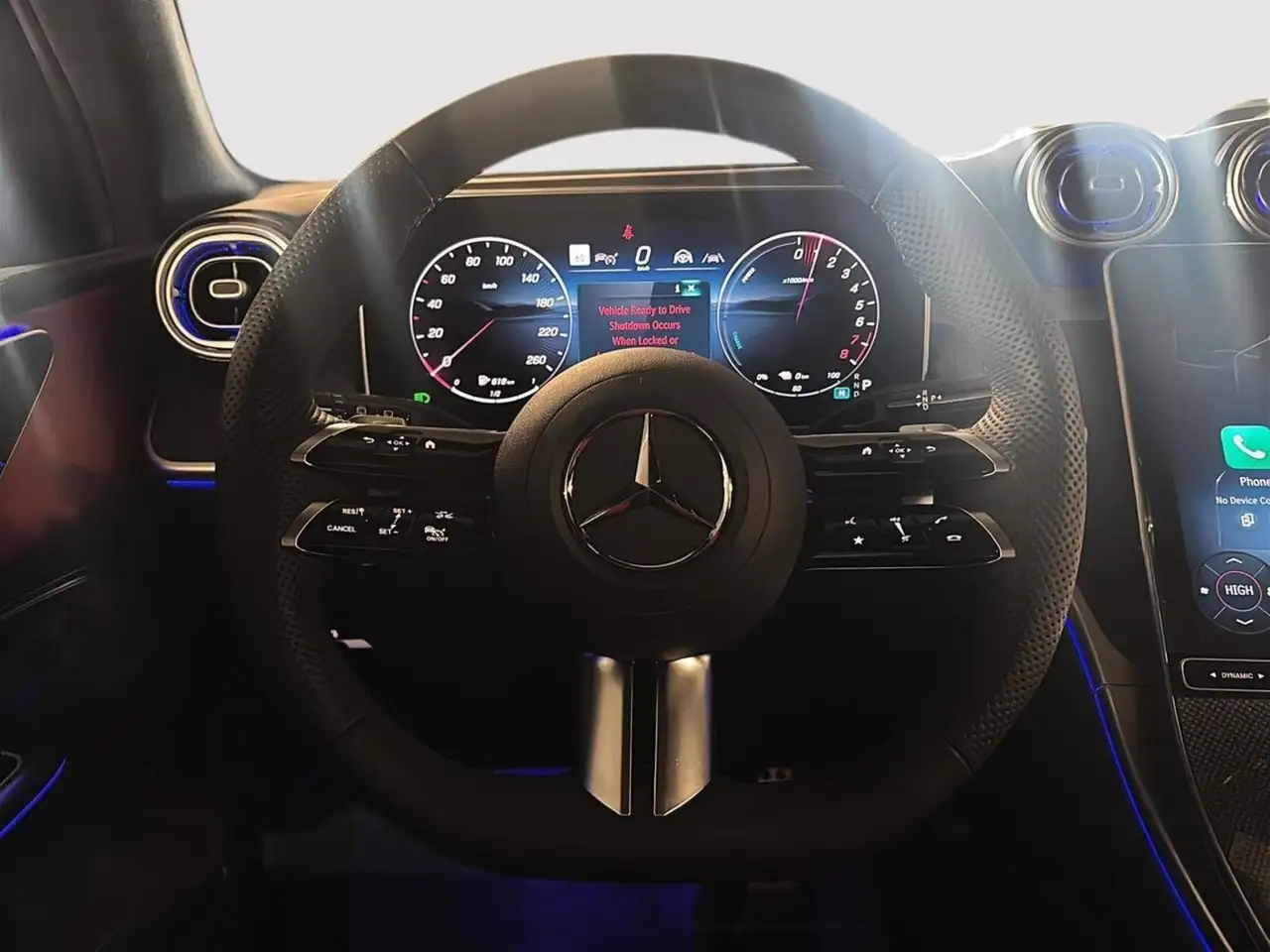 Mercedes-Benz GLC снимка Mercedes-Benz GLC