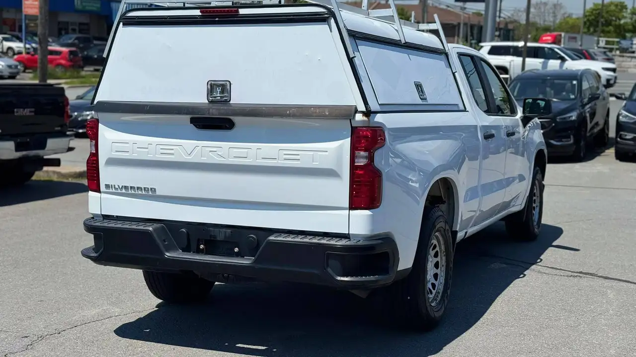 Chevrolet Silverado 1500 снимка Chevrolet Silverado 1500