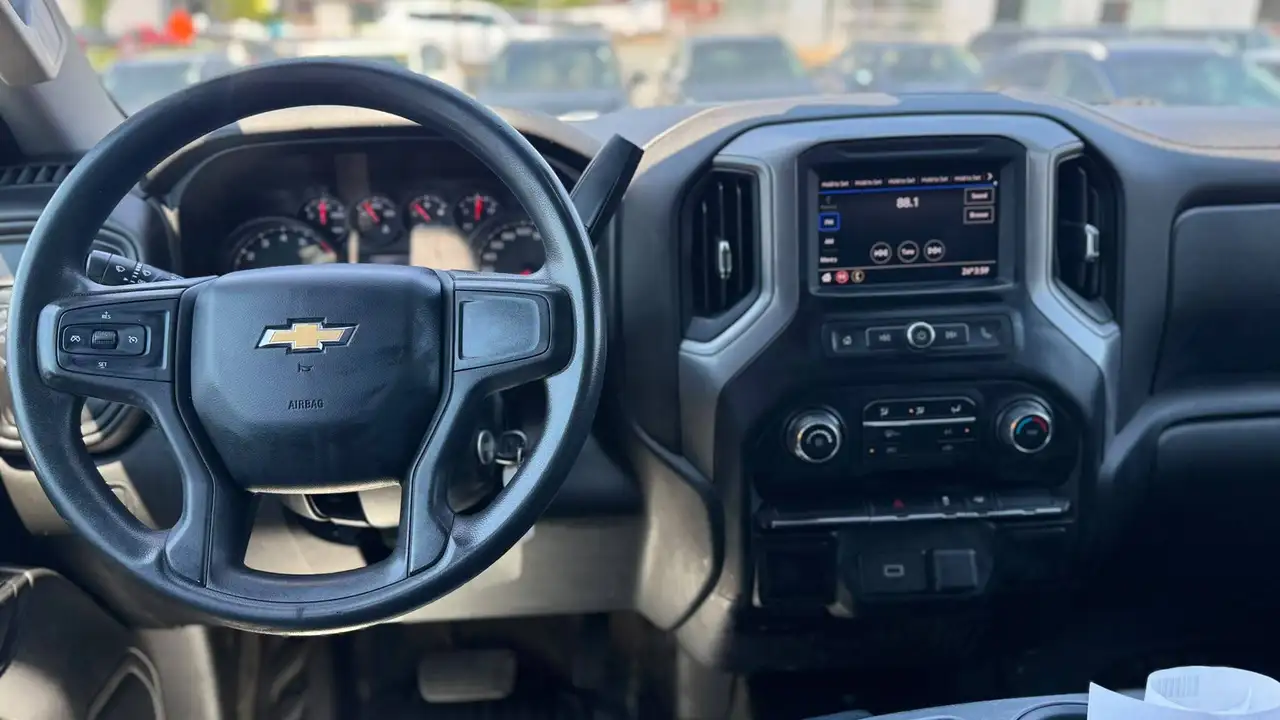 Chevrolet Silverado 1500 снимка Chevrolet Silverado 1500