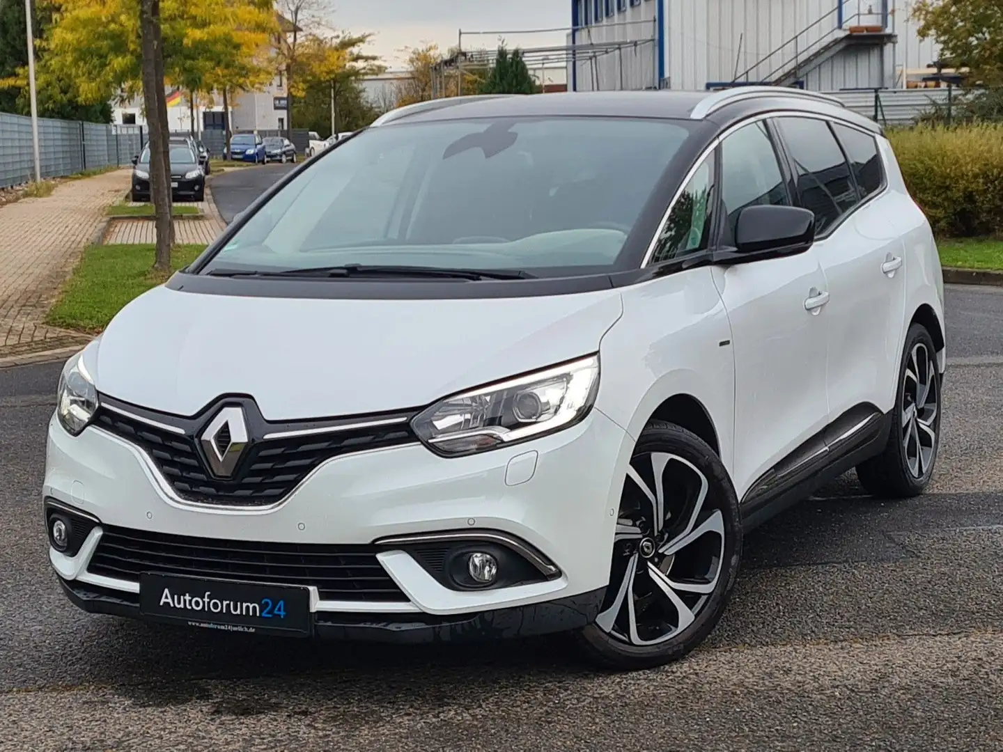 Renault Grand Scenic Scenic IV Grand BOSE Edition*1.Hand*Navi*Autom* Schwarz - 1