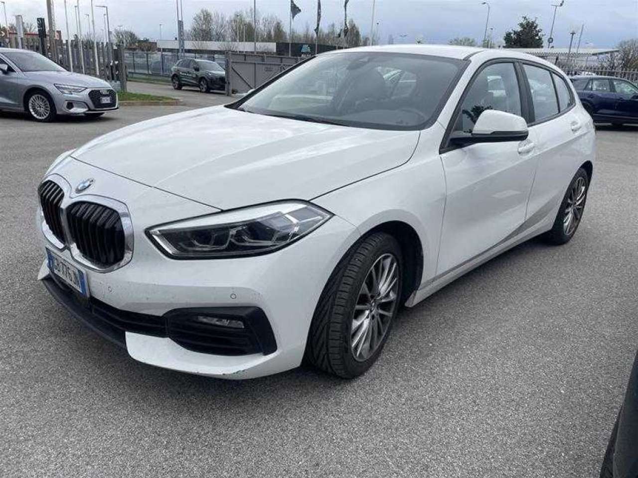 BMW 116 d 5p. Business Advantage