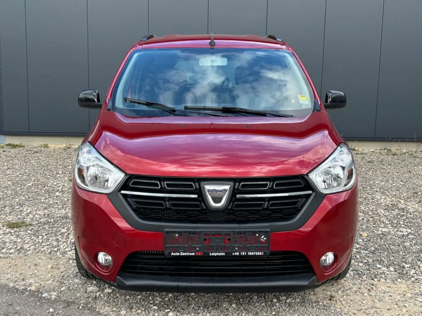 Dacia Lodgy Comfort 1.3 TCE KLIMA NAVI RFK TEMPOMAT Rot - 2
