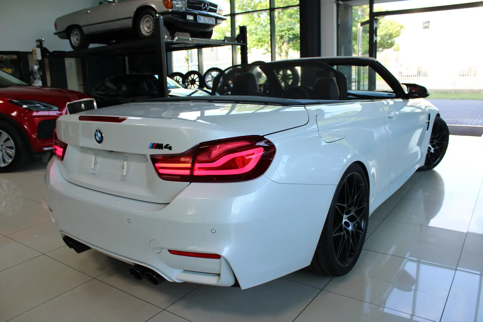 BMW M4 COMPETITION CABRIO 450PS LEDERPAKET CARBON ALU-20" Wit - 2
