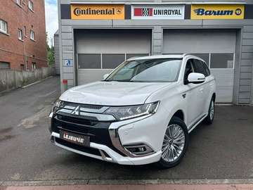 Outlander PHEV 2.4i 4WD Business Edition SDA-NAV - Comme neuve