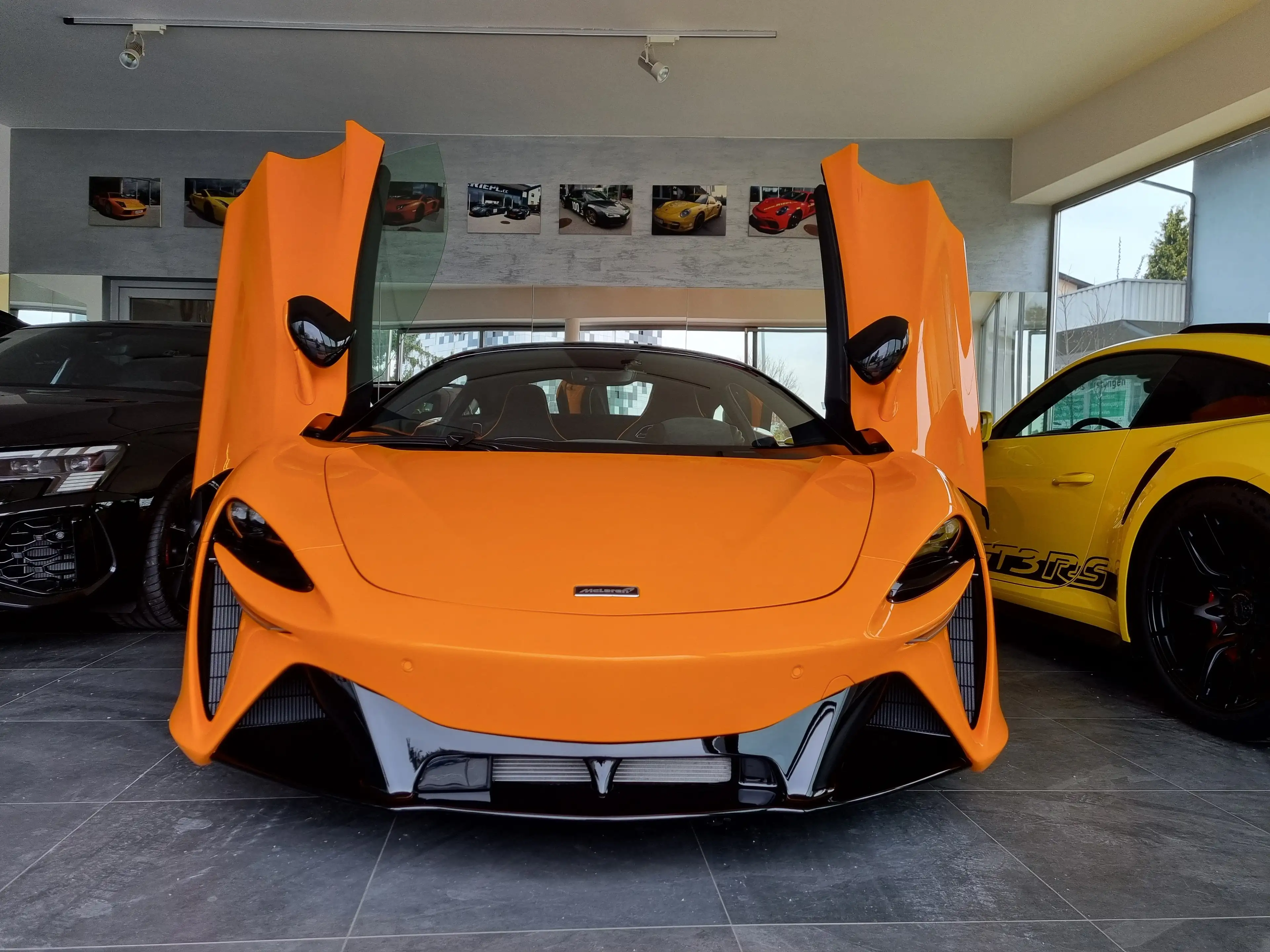 McLaren Artura Performance Black Paket Lift Sport Auspuff Clubsp. — photo 7