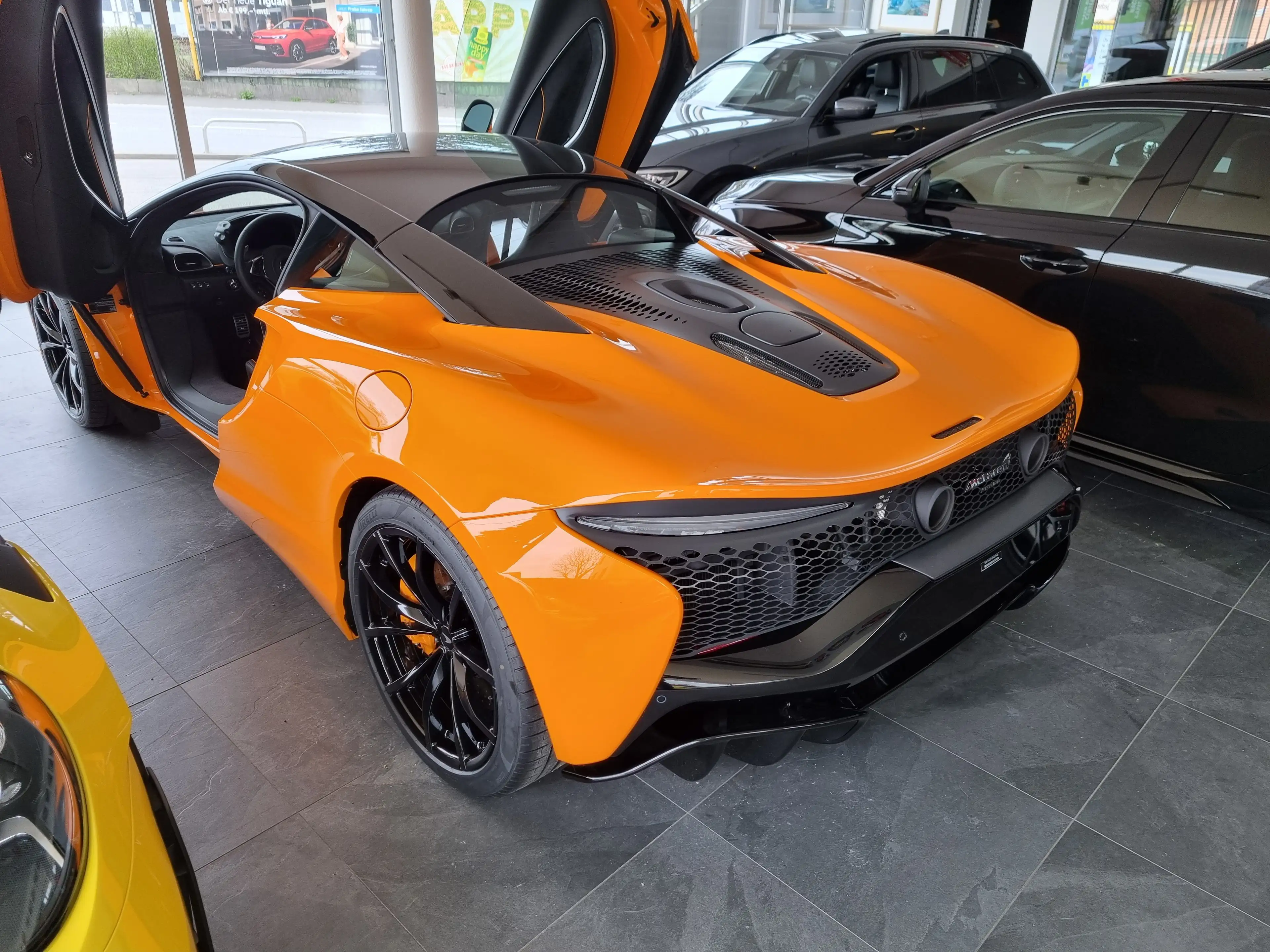McLaren Artura Performance Black Paket Lift Sport Auspuff Clubsp. — photo 4