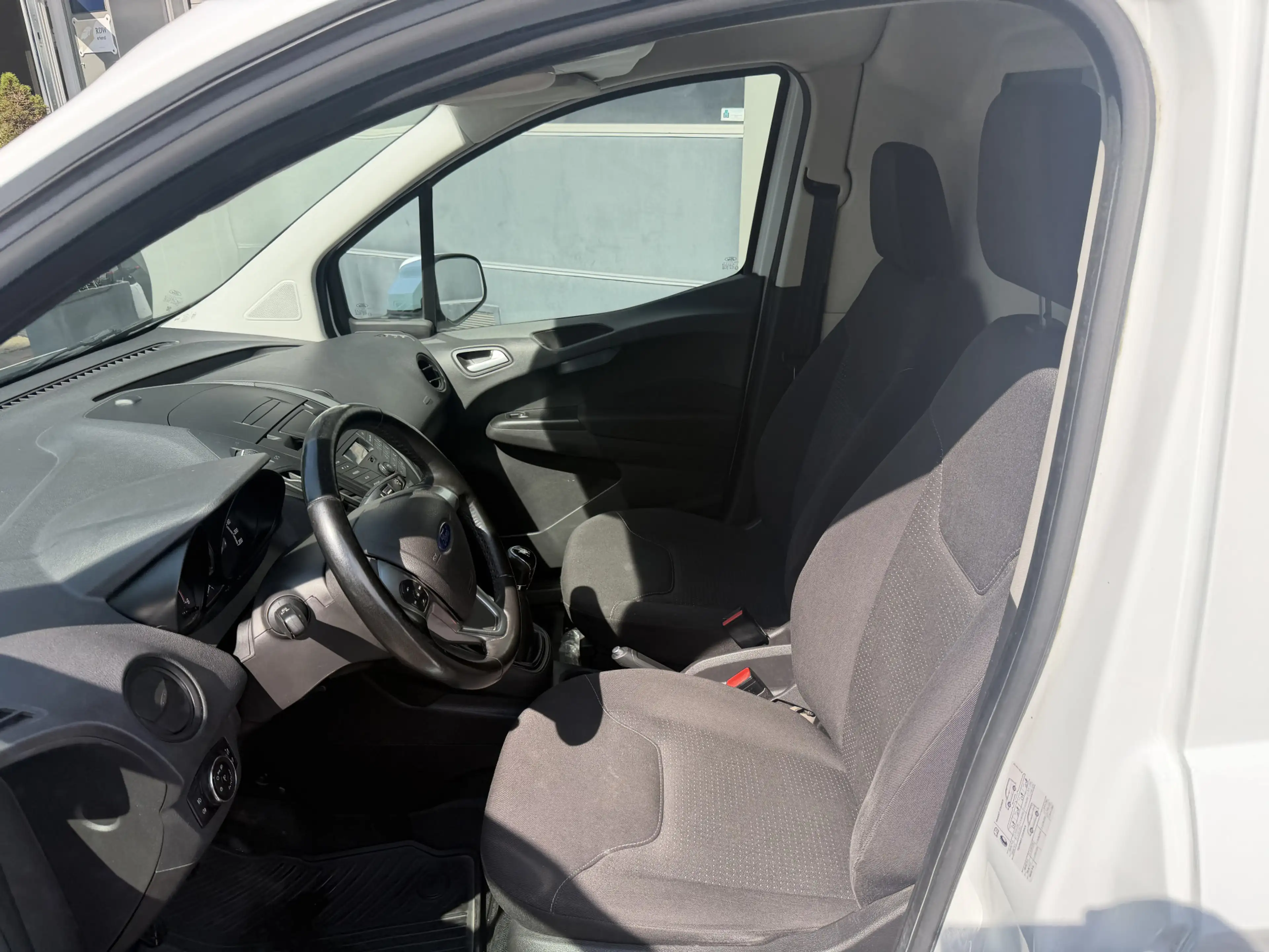 Ford Transit Courier 1.5 TDCI Trend (Bestel)  11-2017 161.622 KM — photo 7