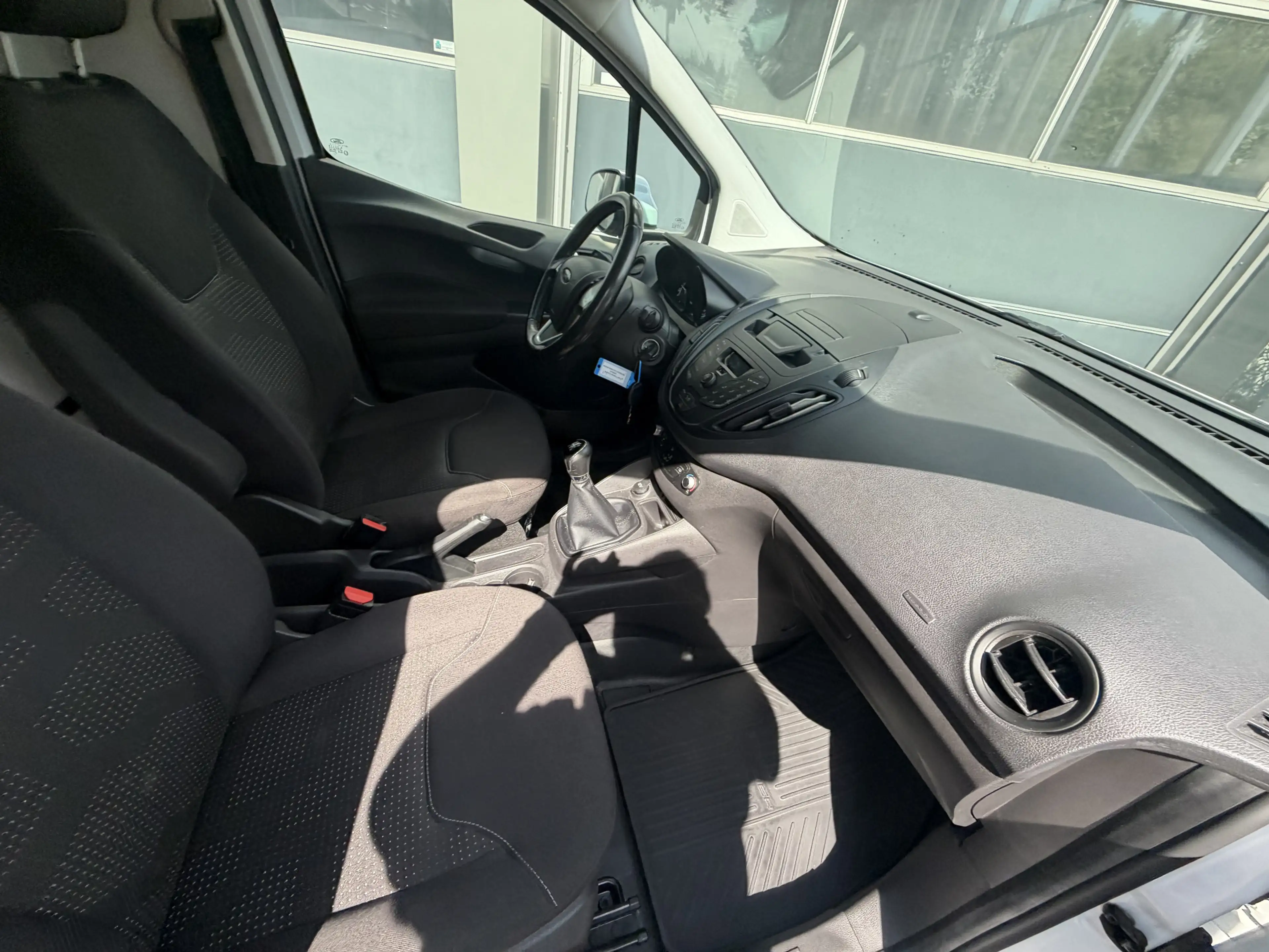 Ford Transit Courier 1.5 TDCI Trend (Bestel)  11-2017 161.622 KM — photo 10