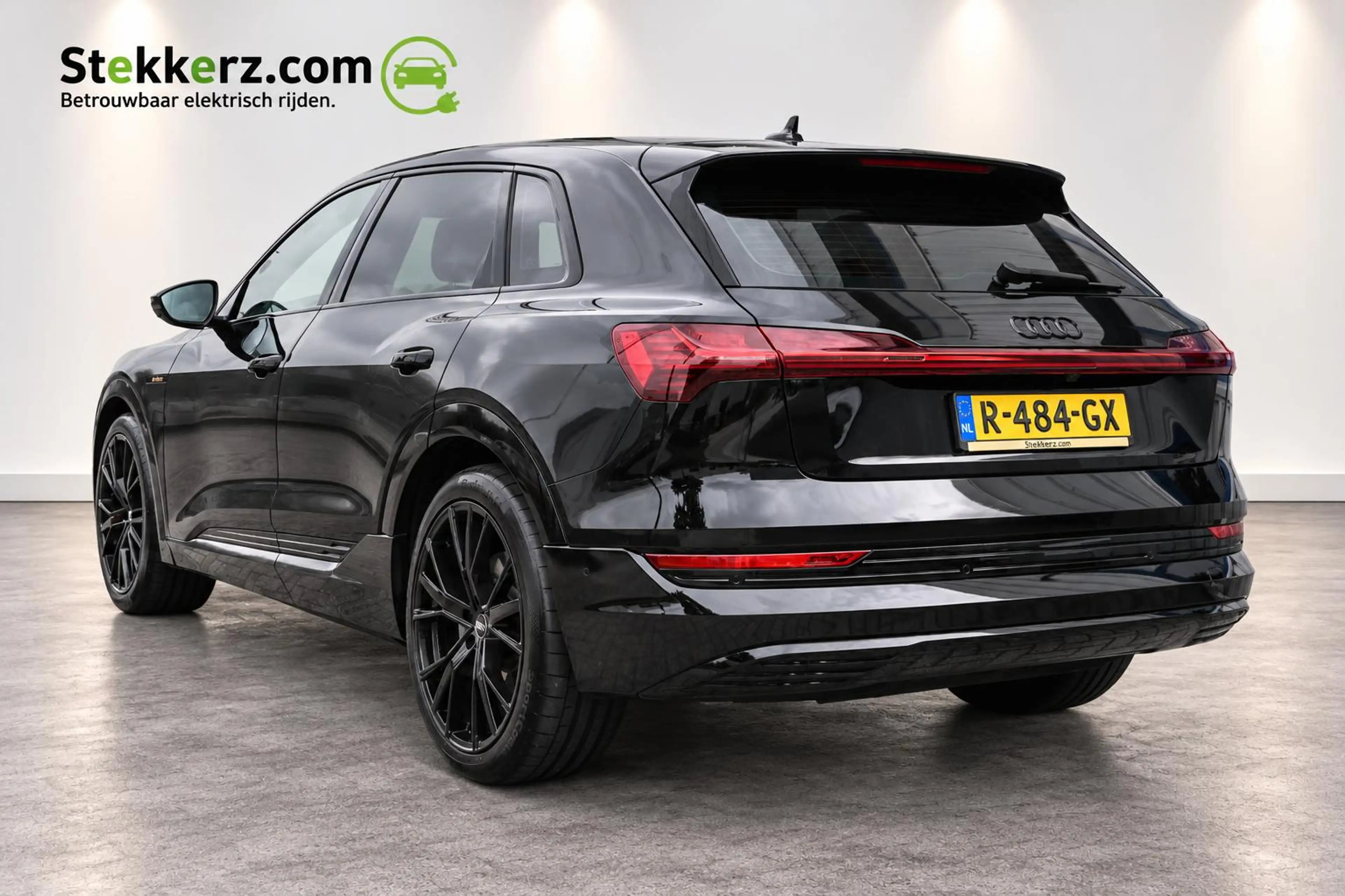 Audi e-tron 55 quattro edition 95 kWh 22 Inch, Camera, Black P — photo 2