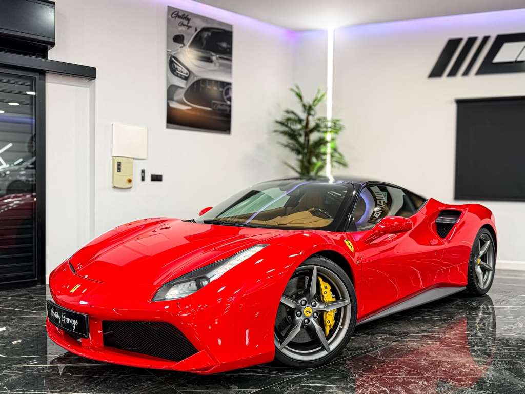 Ferrari 488 GTB - foto 1