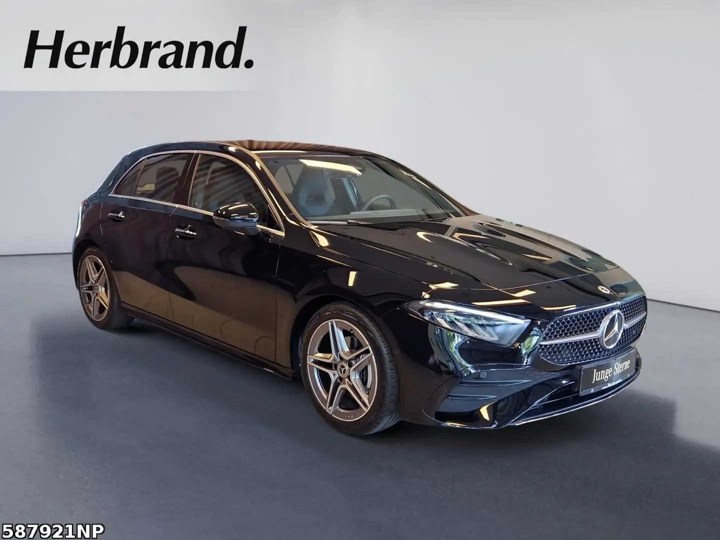 Mercedes-Benz A 200 AMG  AHK KeylessGO Ambiente Rückfahrkamera Noir - 2