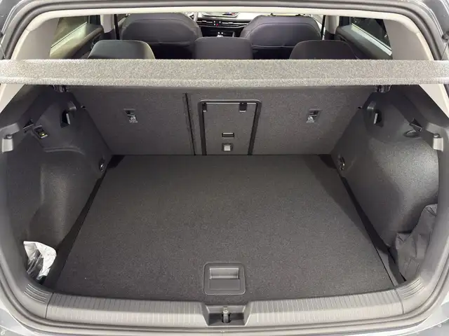 Volkswagen Golf view 15