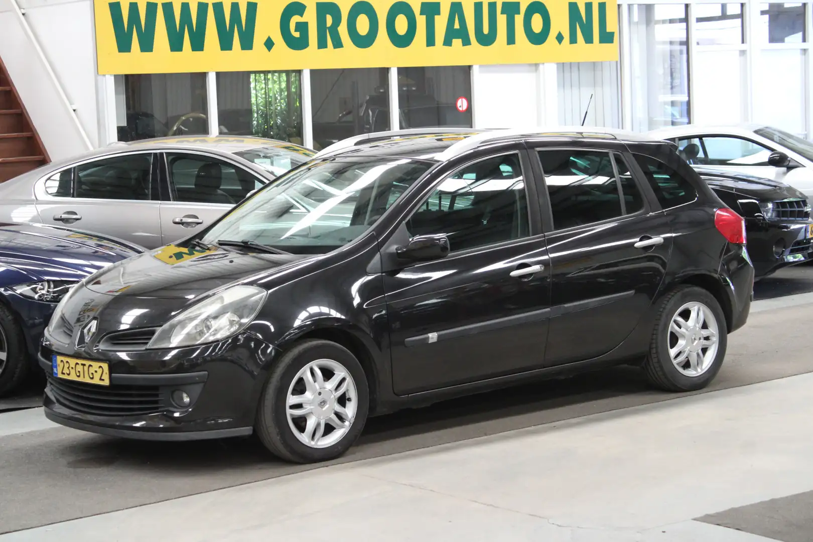 Renault Clio Estate 1.2 TCE Corporate Sport NAP, Airco, Trekhaa crna - 1