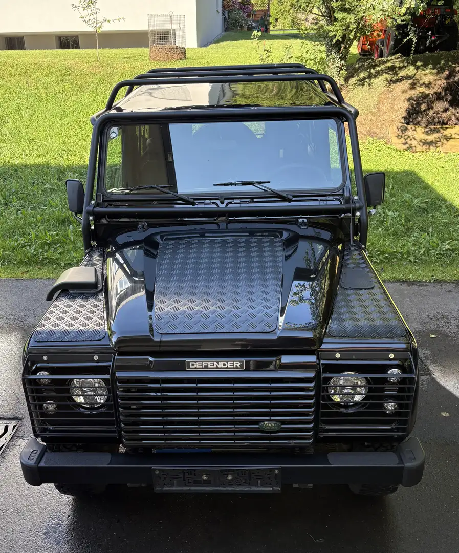 Land Rover Defender Defender 90" Station Wagon E 2,5 Td5 E Schwarz - 2