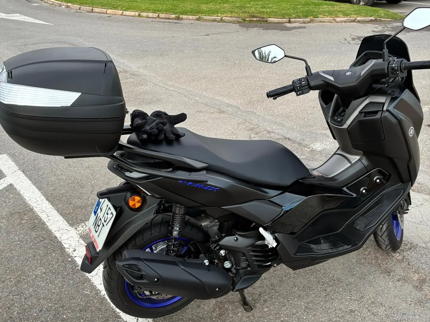 Yamaha NMAX 2025 Negro - 2
