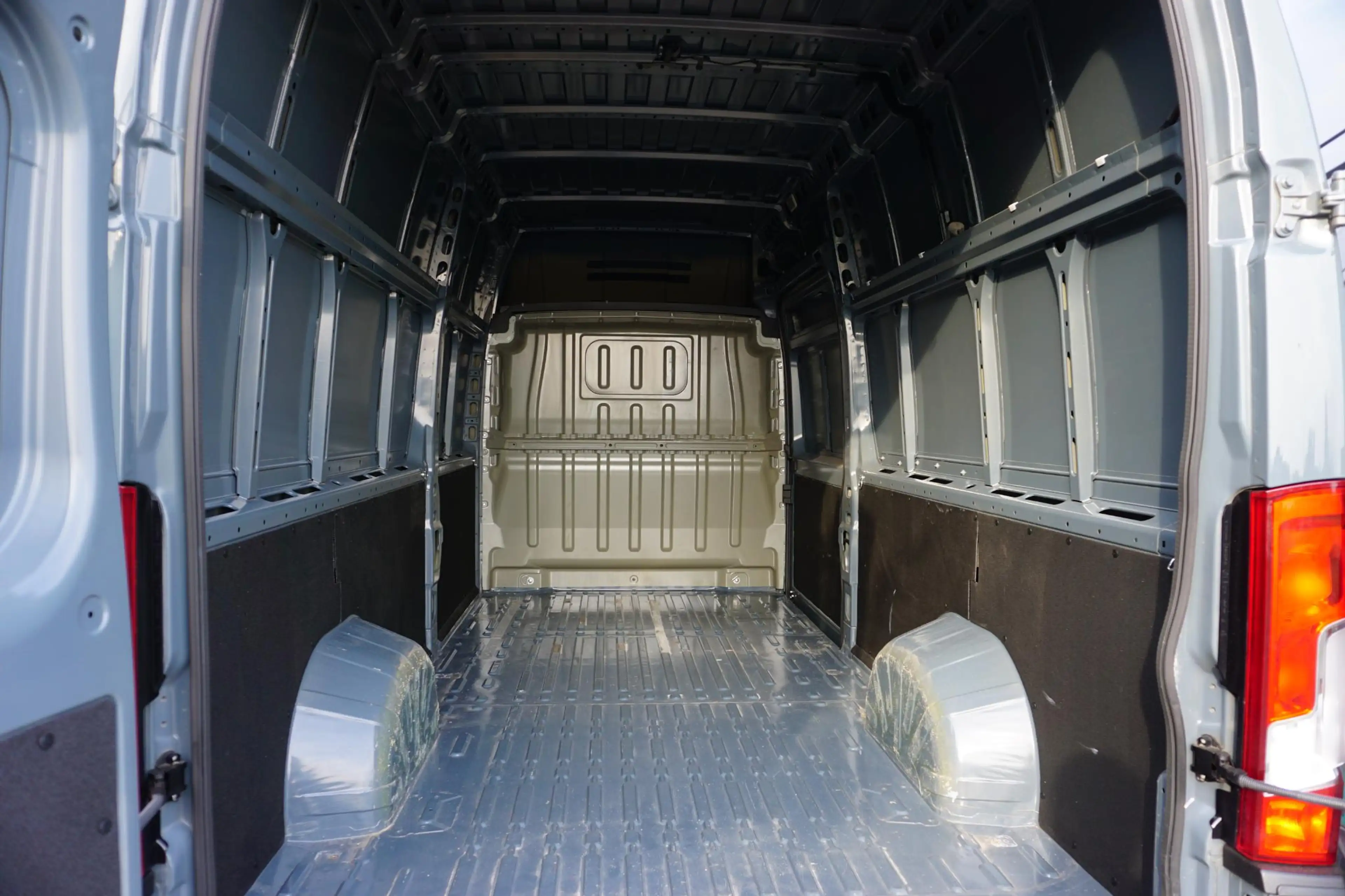 Peugeot Boxer 2.2 BlueHDi 180 L4H3 3.5t Zwaar Automaat |In Topst — photo 11