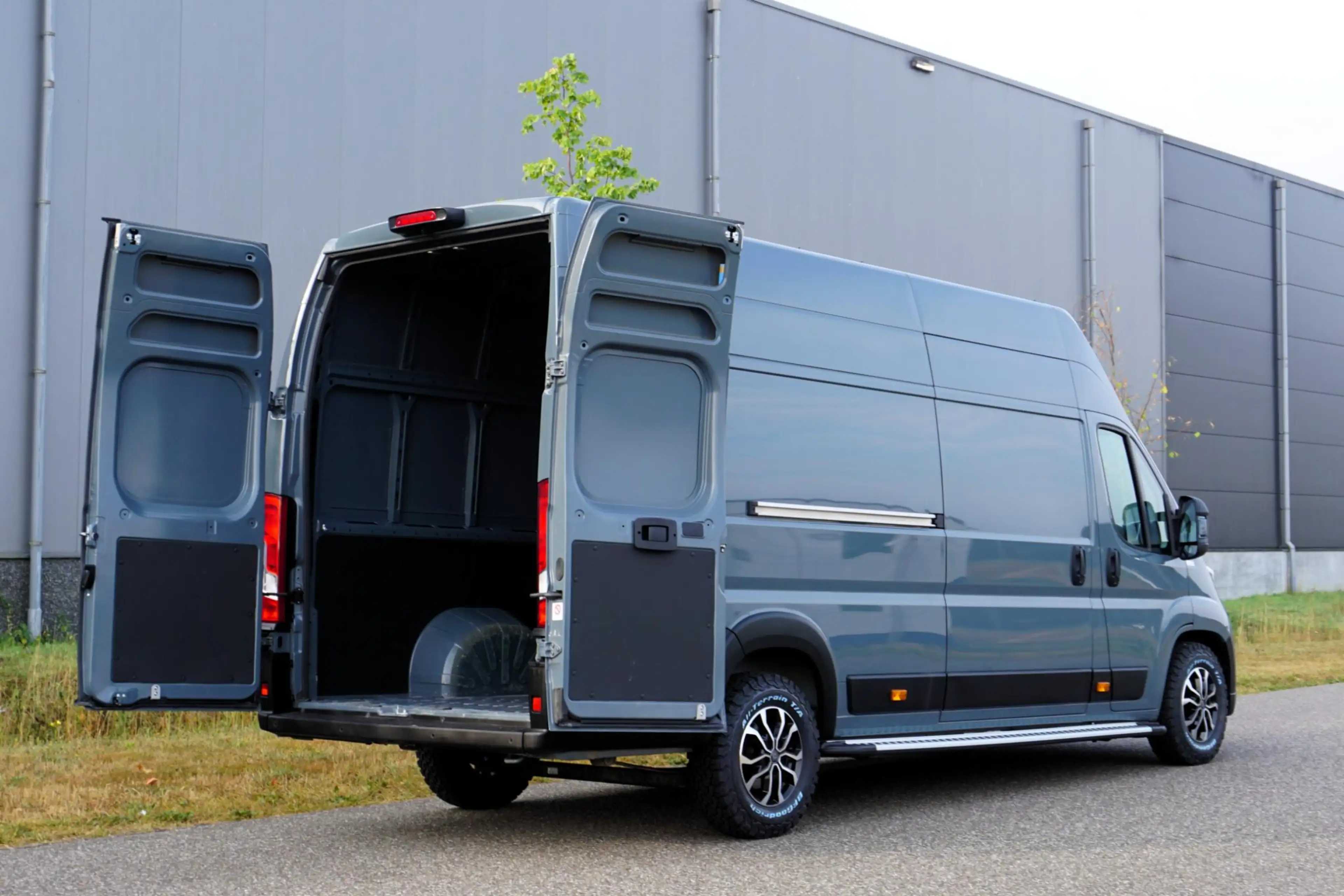 Peugeot Boxer 2.2 BlueHDi 180 L4H3 3.5t Zwaar Automaat |In Topst — photo 10