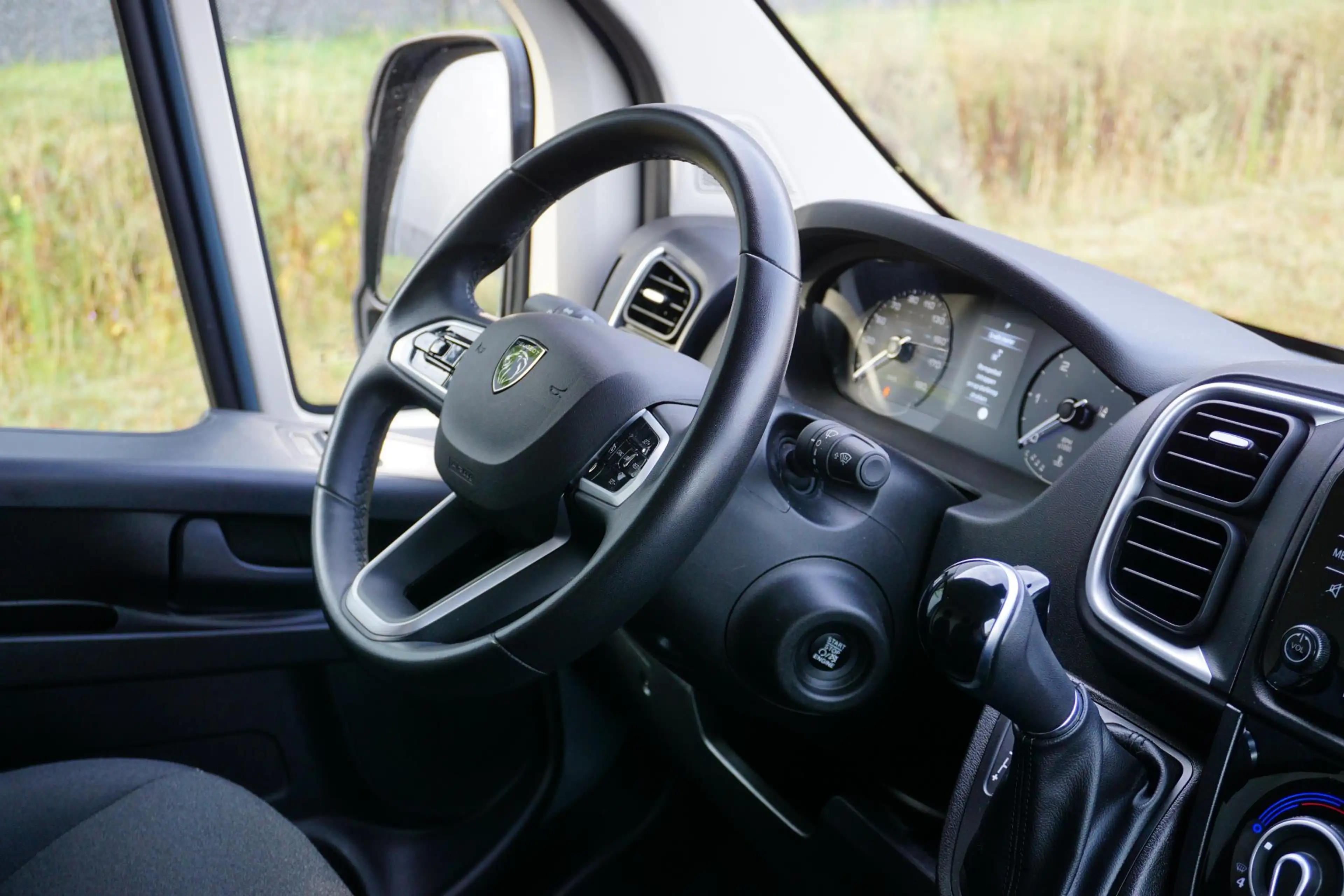 Peugeot Boxer 2.2 BlueHDi 180 L4H3 3.5t Zwaar Automaat |In Topst — photo 9