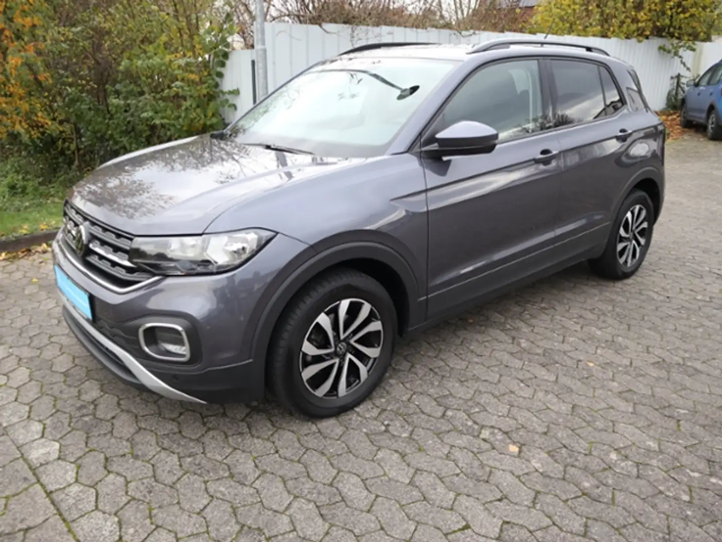 Volkswagen T-Cross "ACTIVE" 1.0 TSI APP/ACC/NAVI Gris - 2