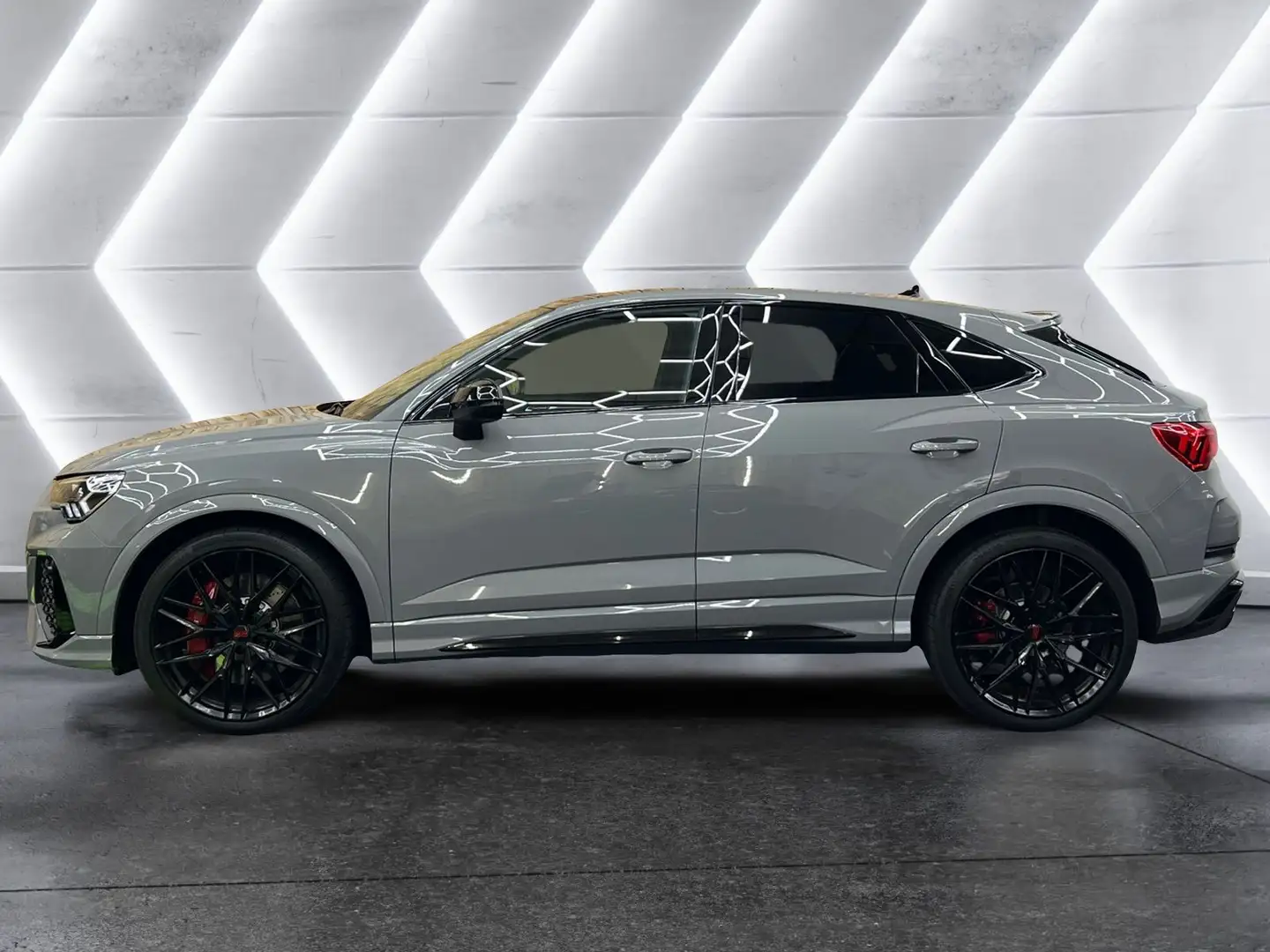 Audi RS Q3 RSQ3 Sportback 2,5 TFSI **Quattro**NEUZUSTAND** Grau - 2