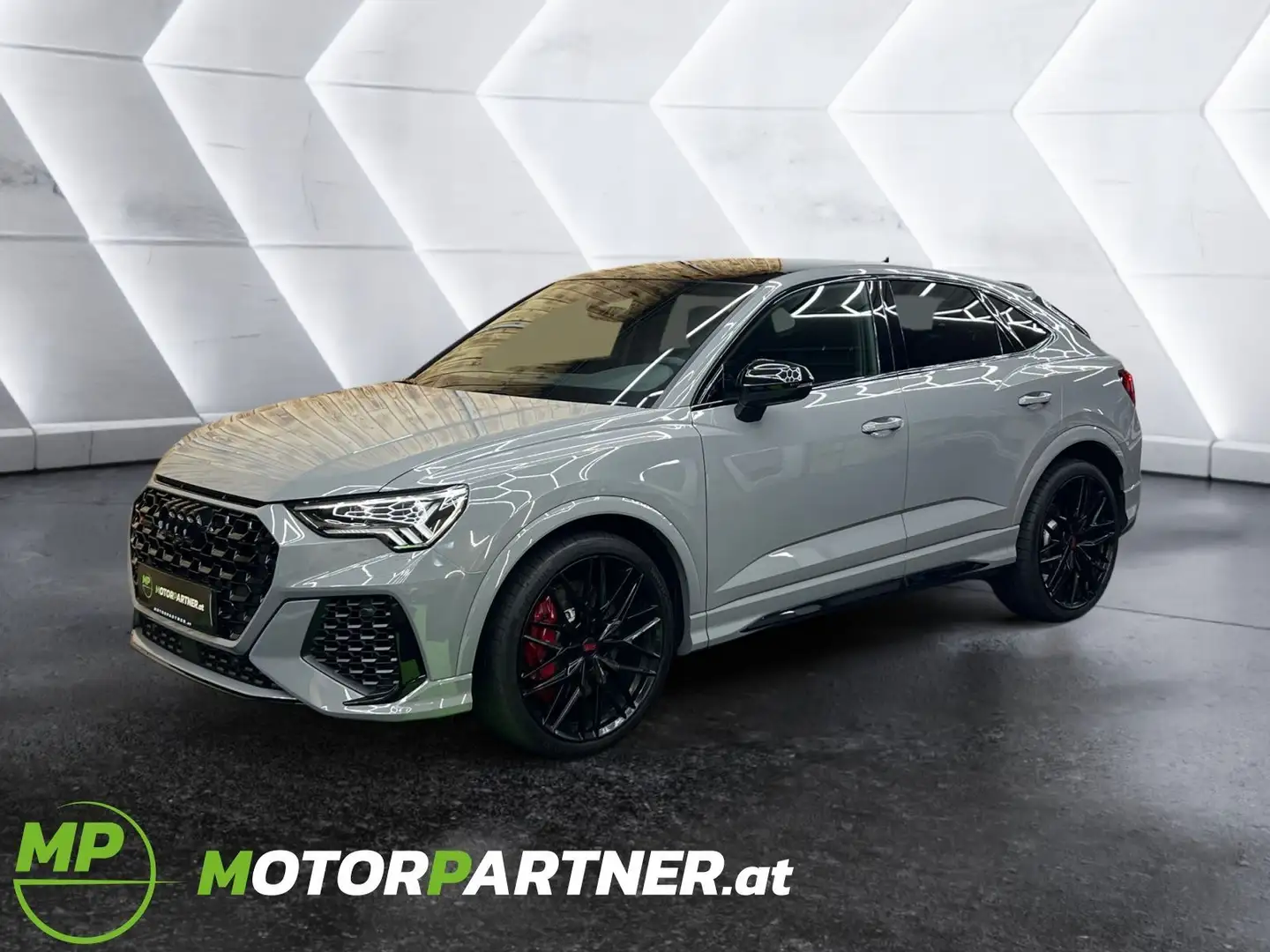 Audi RS Q3 RSQ3 Sportback 2,5 TFSI **Quattro**NEUZUSTAND** Grau - 1