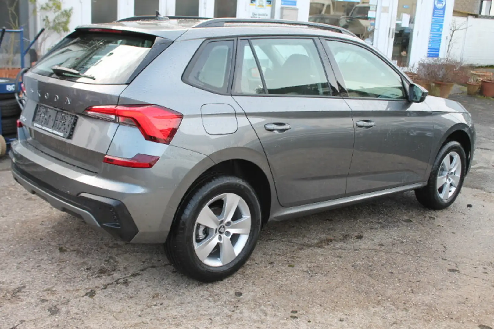 Skoda Fabia TSi Alu PDC LED 5-JahreGara SOFORT !! Grau - 2