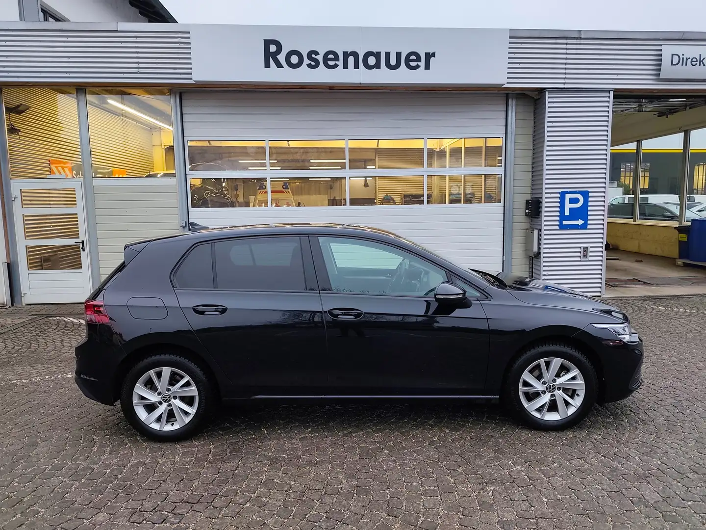 Volkswagen Golf Life Schwarz - 1
