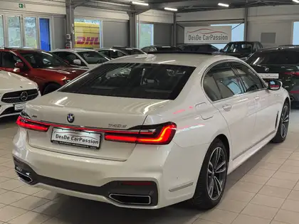 Annonce voiture d'occasion BMW 740 - CARADIZE