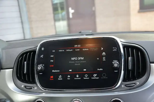 Fiat 500 view 11