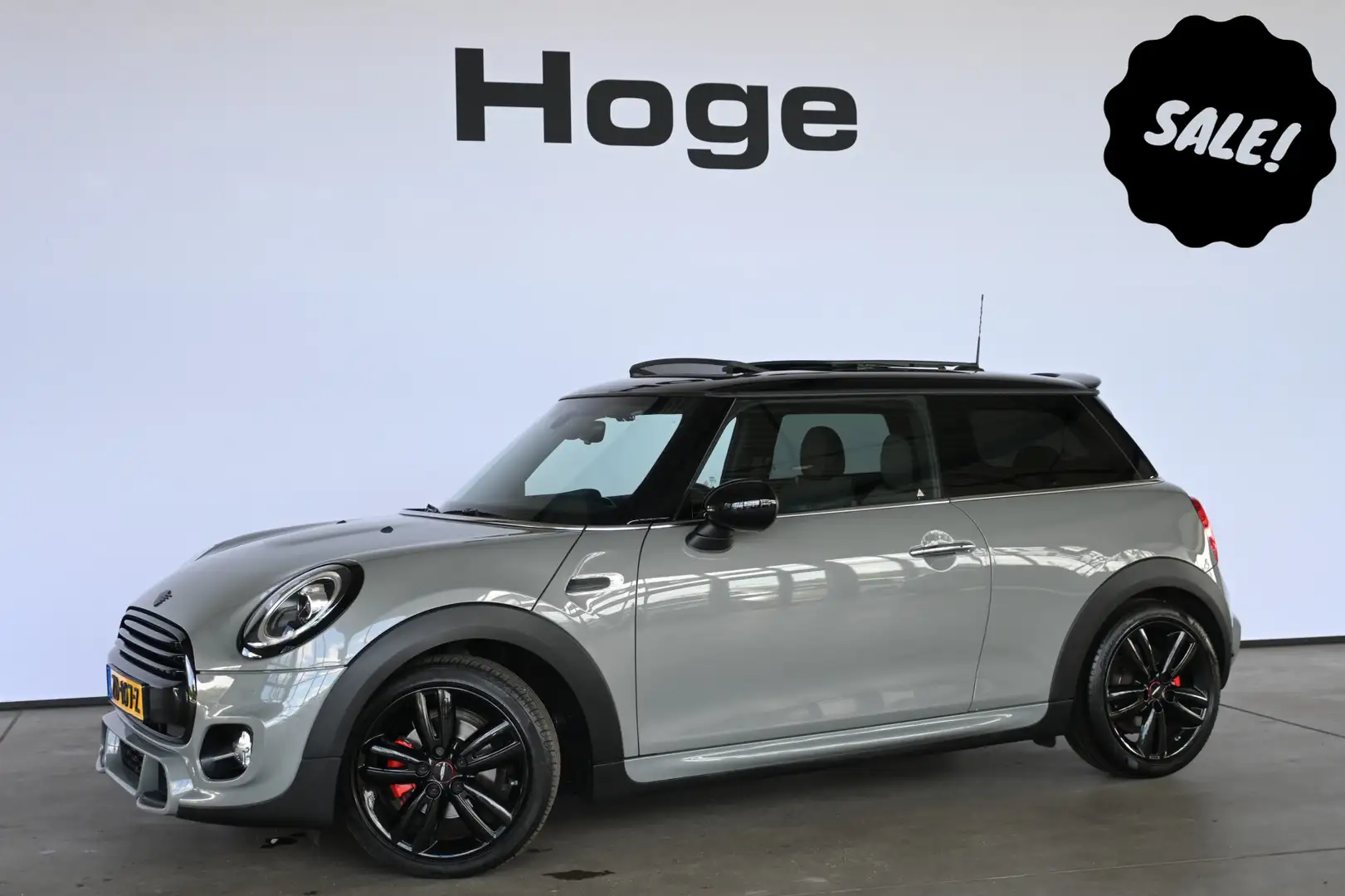 MINI John Cooper Works Mini 1.5 Cooper NAP! Automaat Navigatie Panoramada Grijs - 1