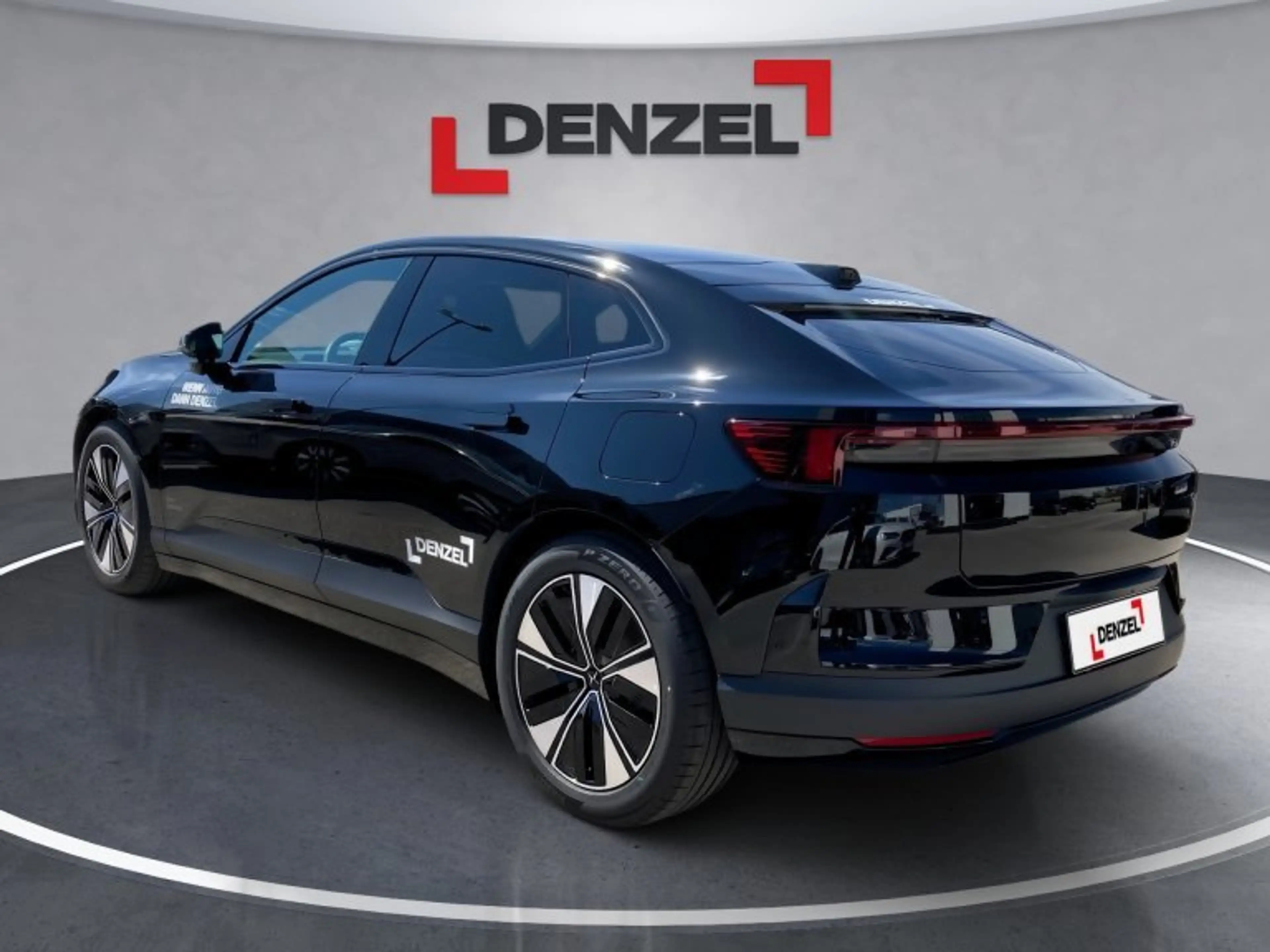 Polestar 4 Polestar4 Long Range Single Motor — photo 3