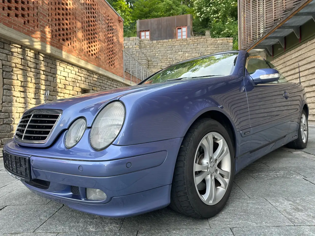 Mercedes-Benz CLK 200