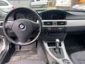 BMW 318 i AT Scheckhft 1.Hd Tuv neu Xenon Nav PDC u-frei Argent - thumbnail 12