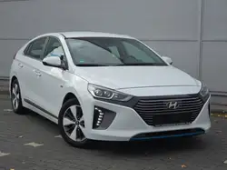 Hyundai IONIQ Style Plug In Hybrid (1 Hand)