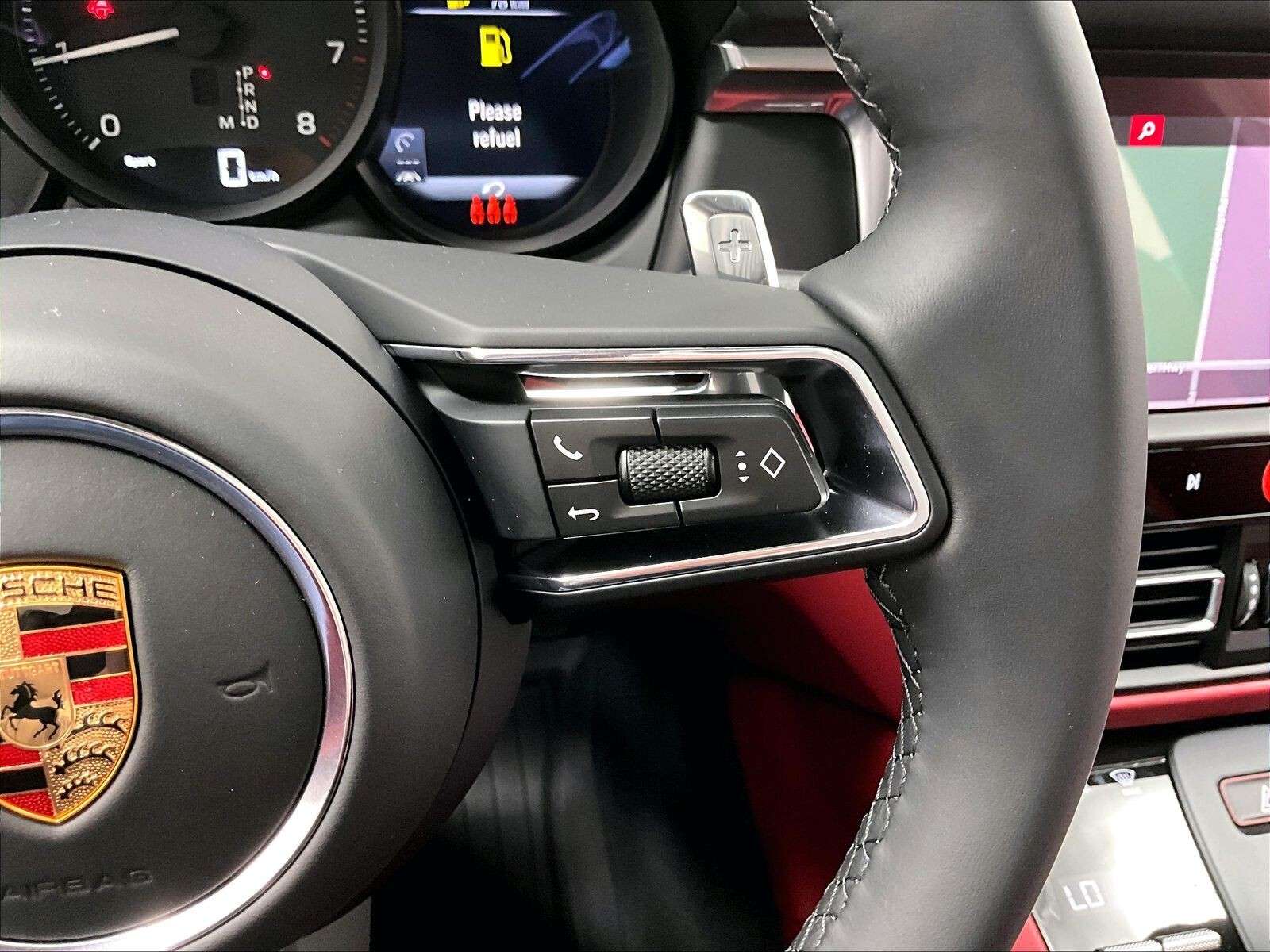 2026 Porsche Macan AWD thumb 21