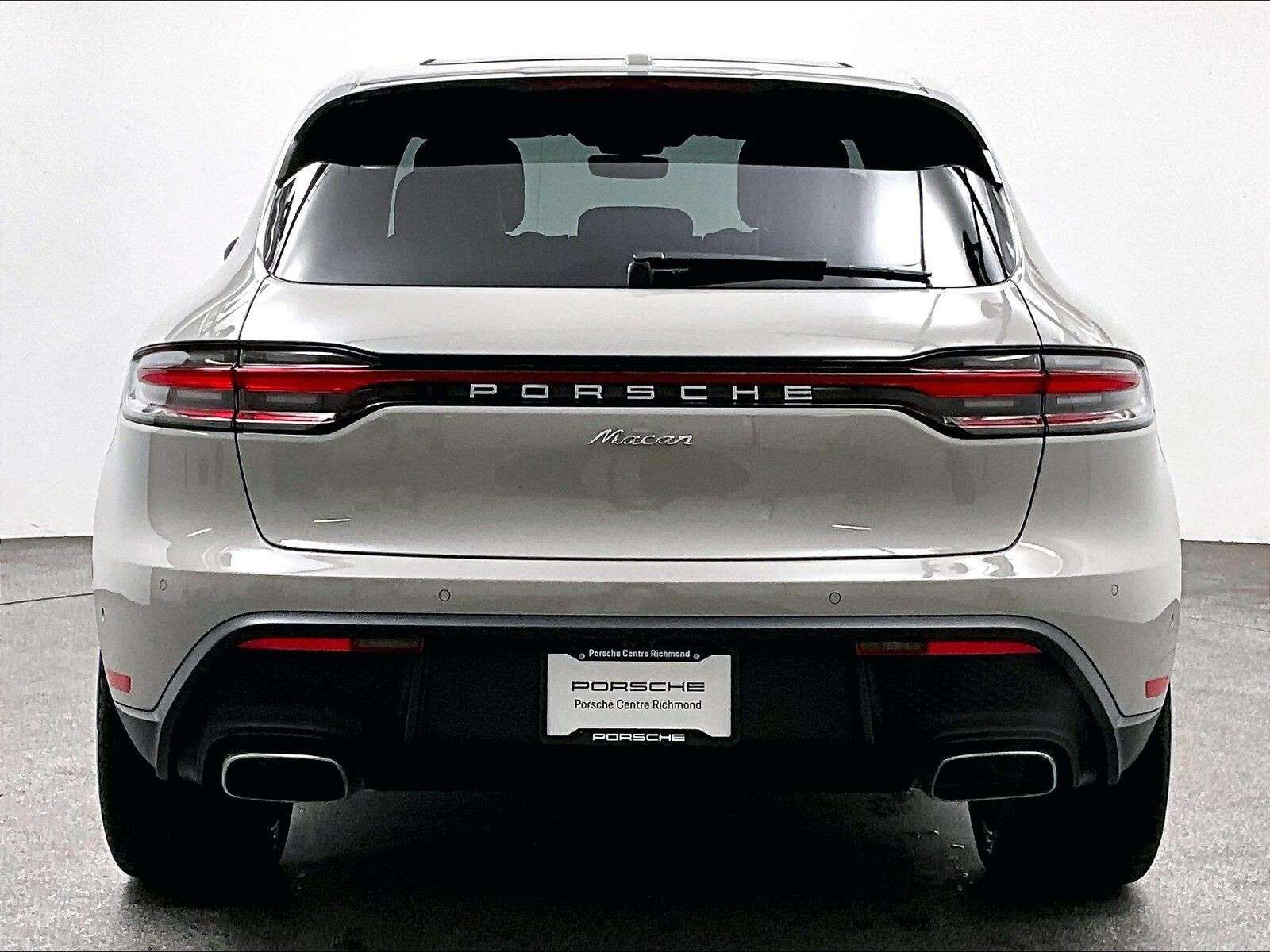2026 Porsche Macan AWD thumb 6