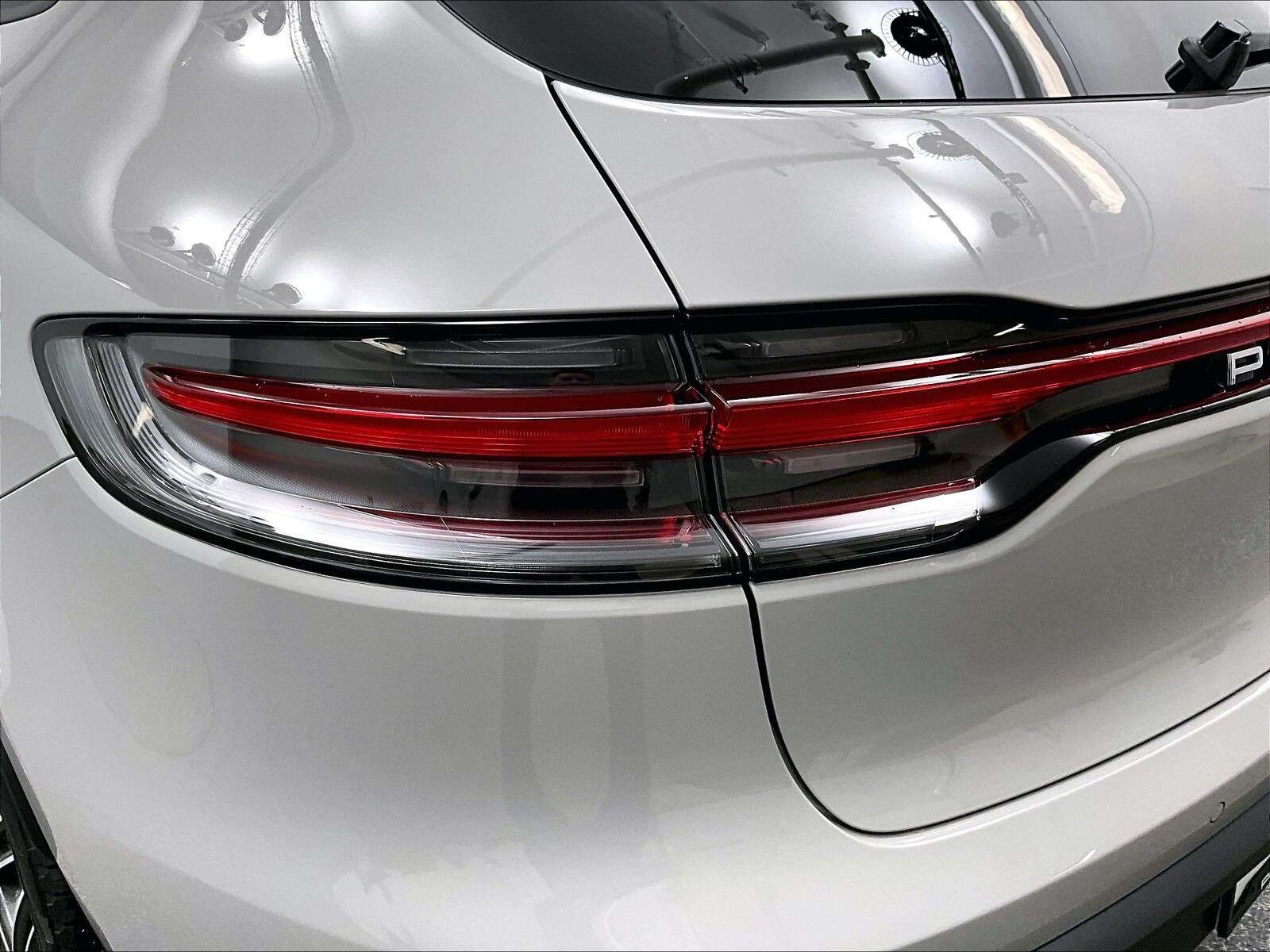 2026 Porsche Macan AWD thumb 35