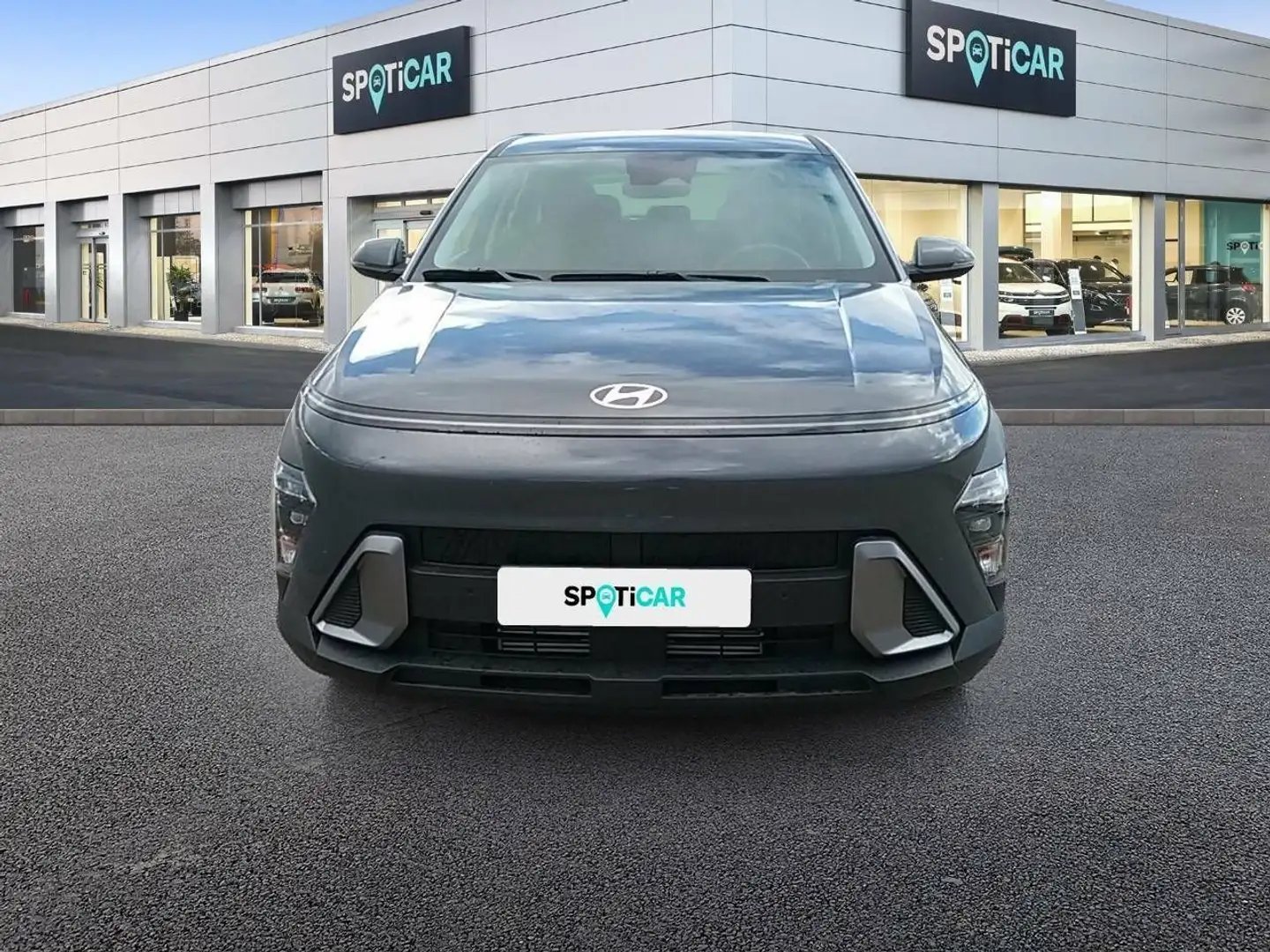 Hyundai KONA 1.0 TGDI Maxx 4x2 Gris - 2