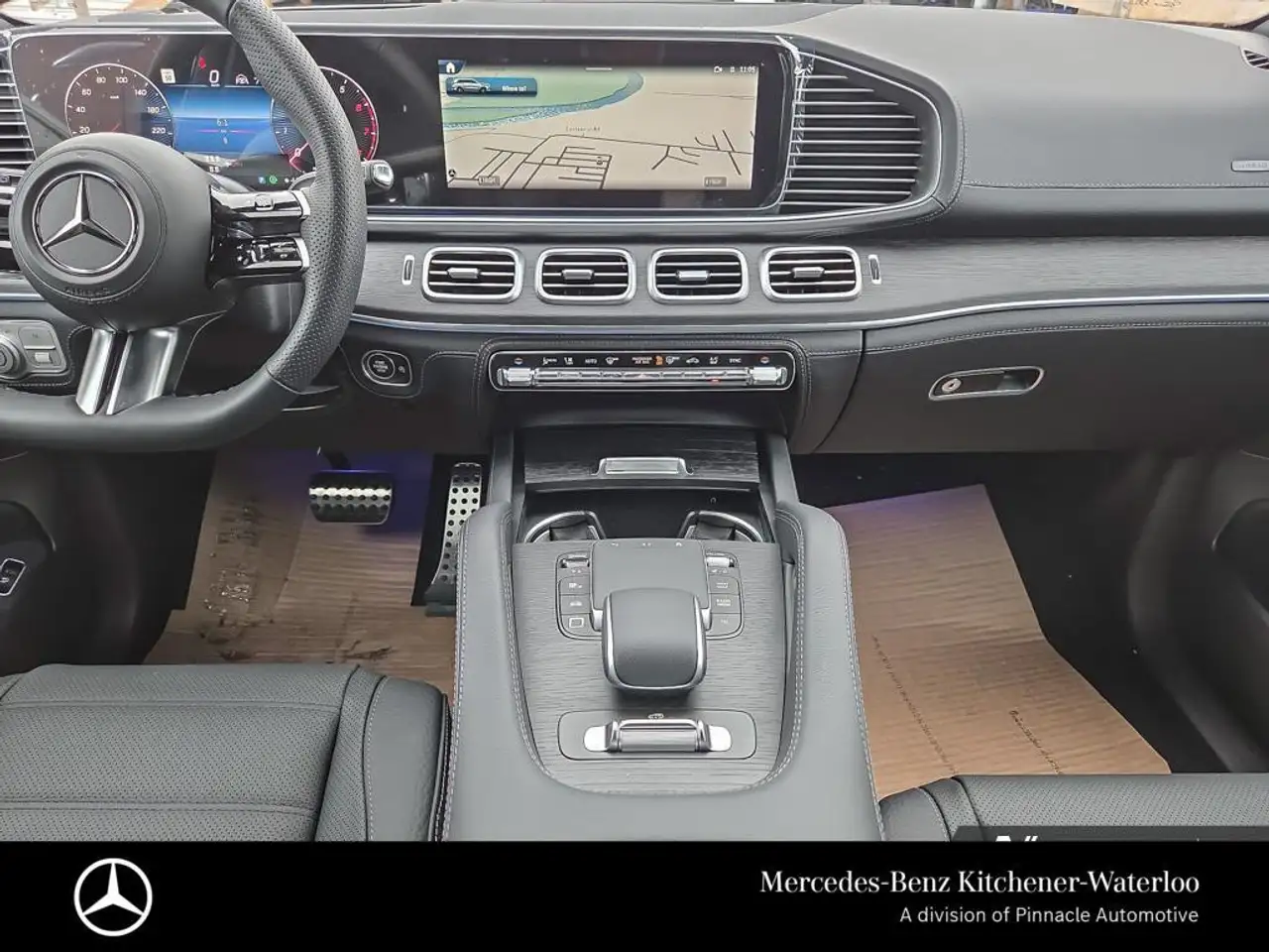 Mercedes-Benz GLS снимка Mercedes-Benz GLS