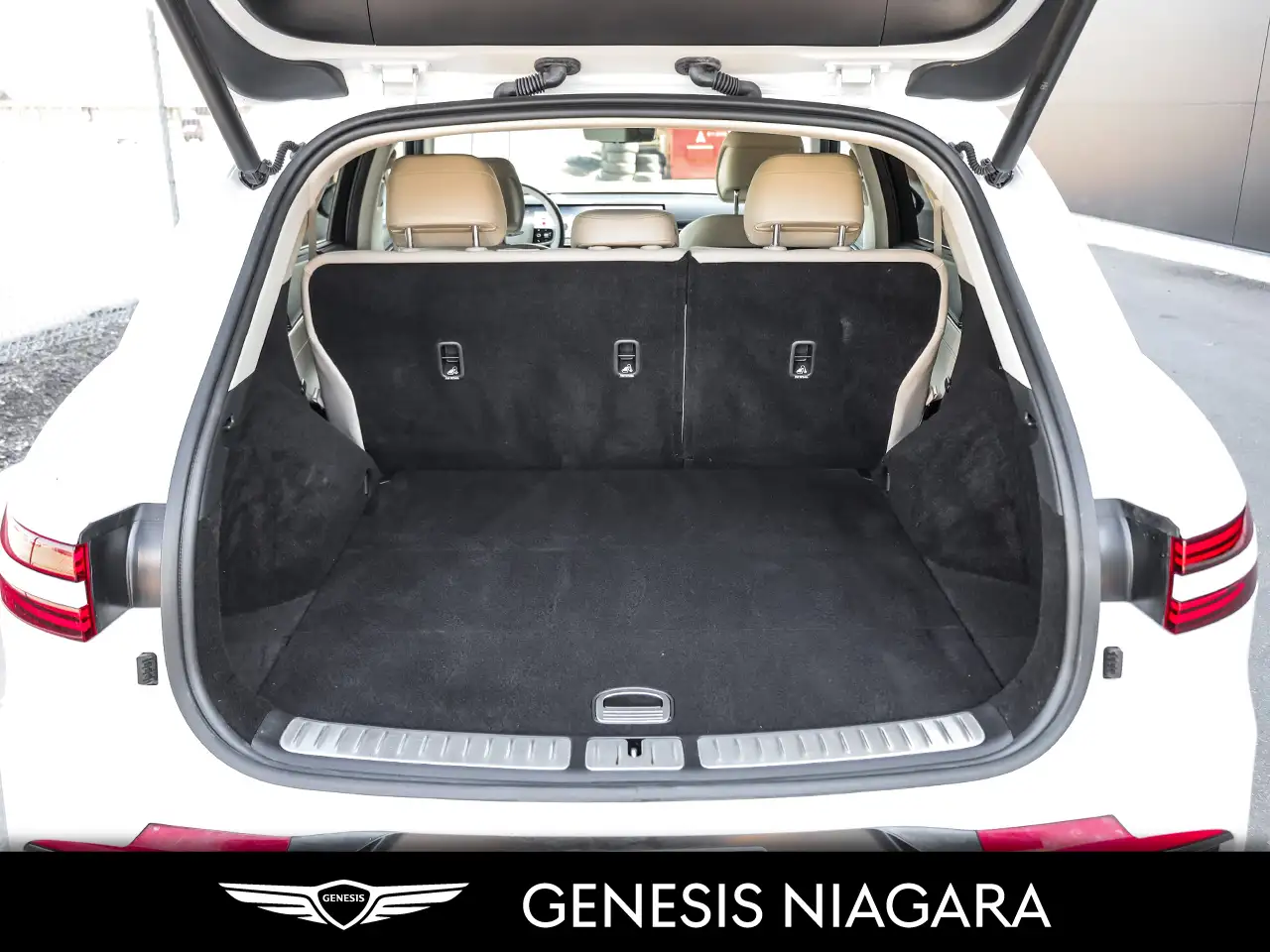 Genesis GV70 снимка Genesis GV70