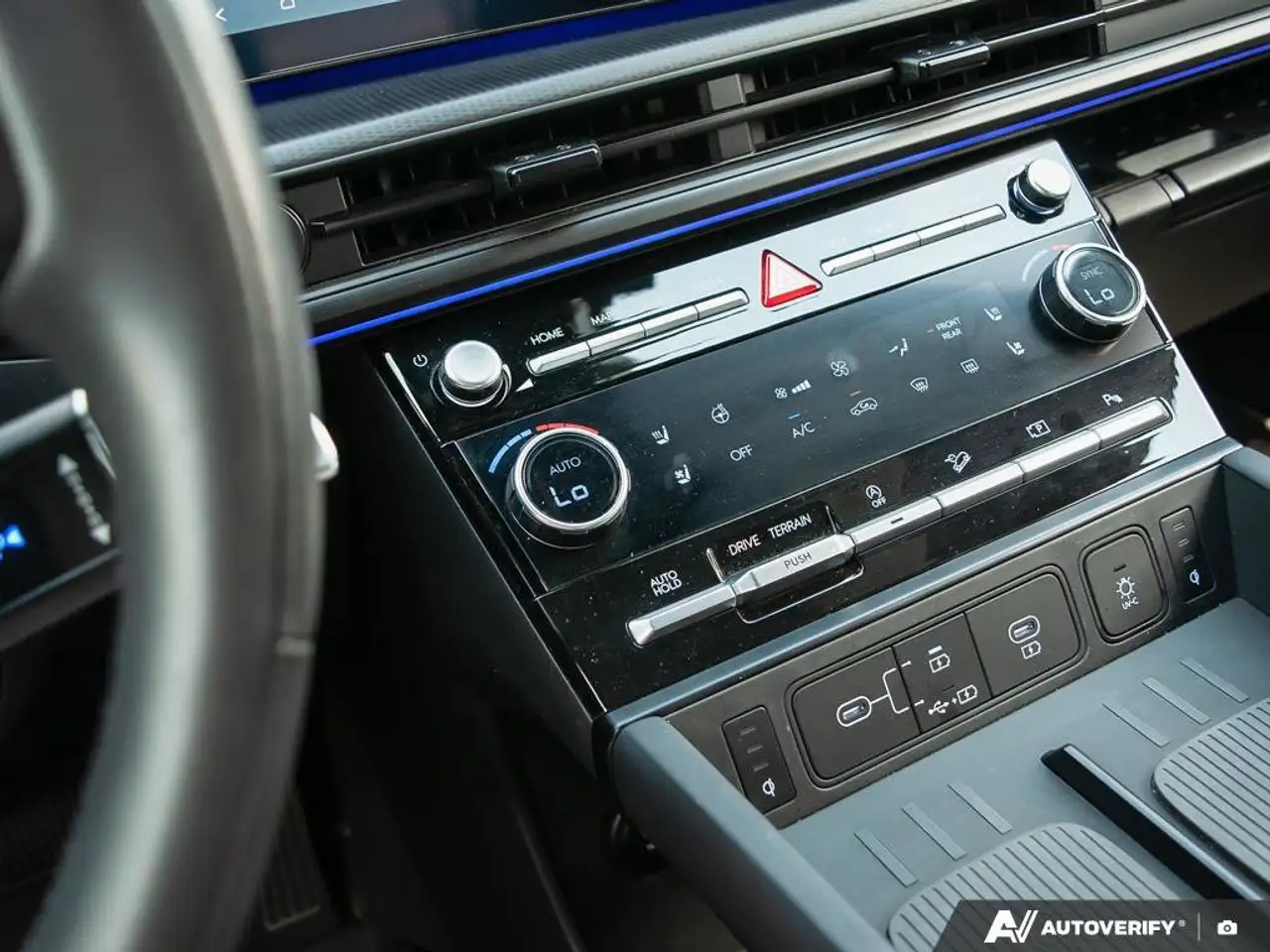 Hyundai SANTA FE снимка Hyundai SANTA FE