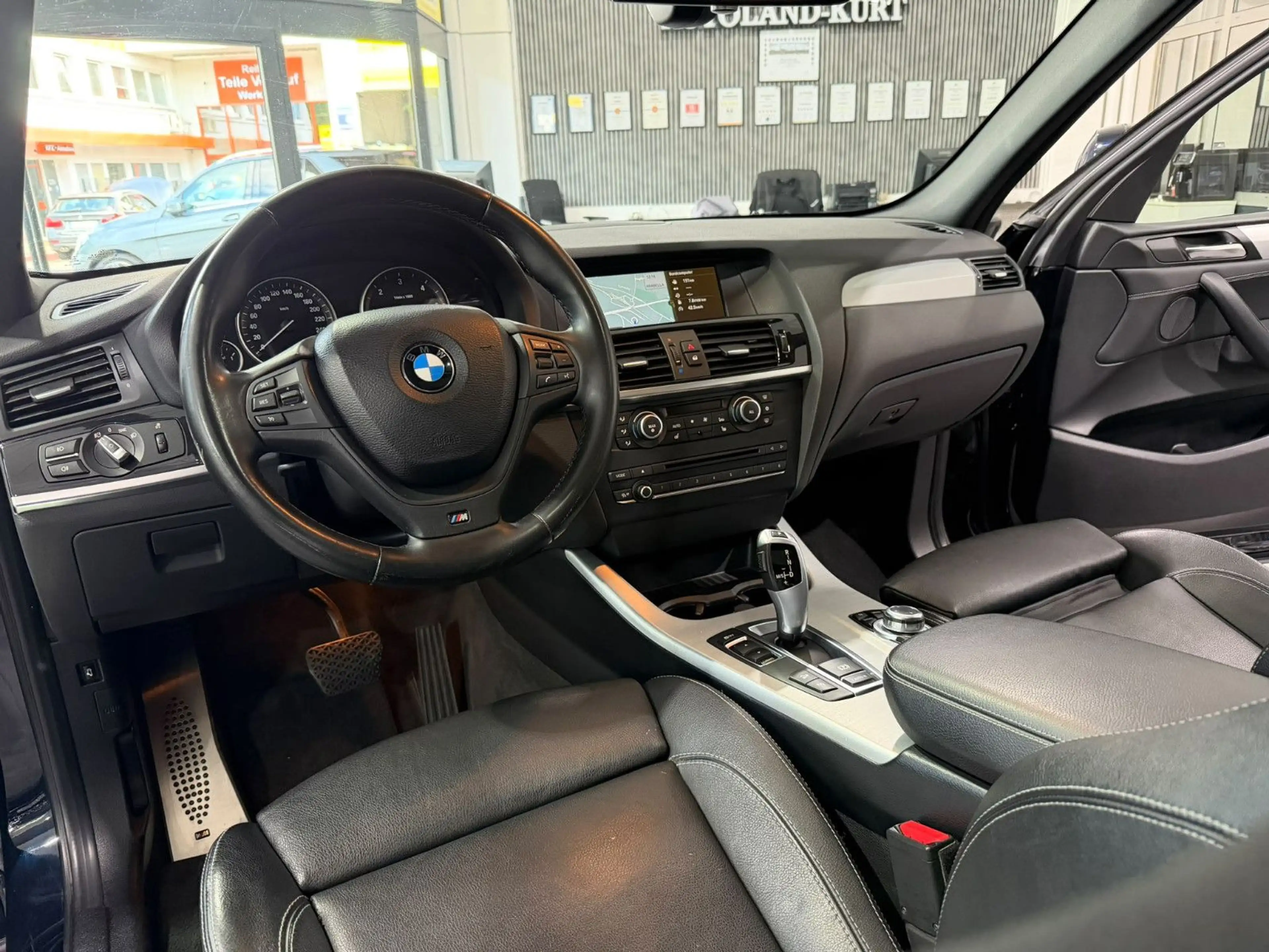 BMW X3 xDr. 30 dA*Leder*Pano*Navi*Xenon*AHK*M-Sport — photo 10