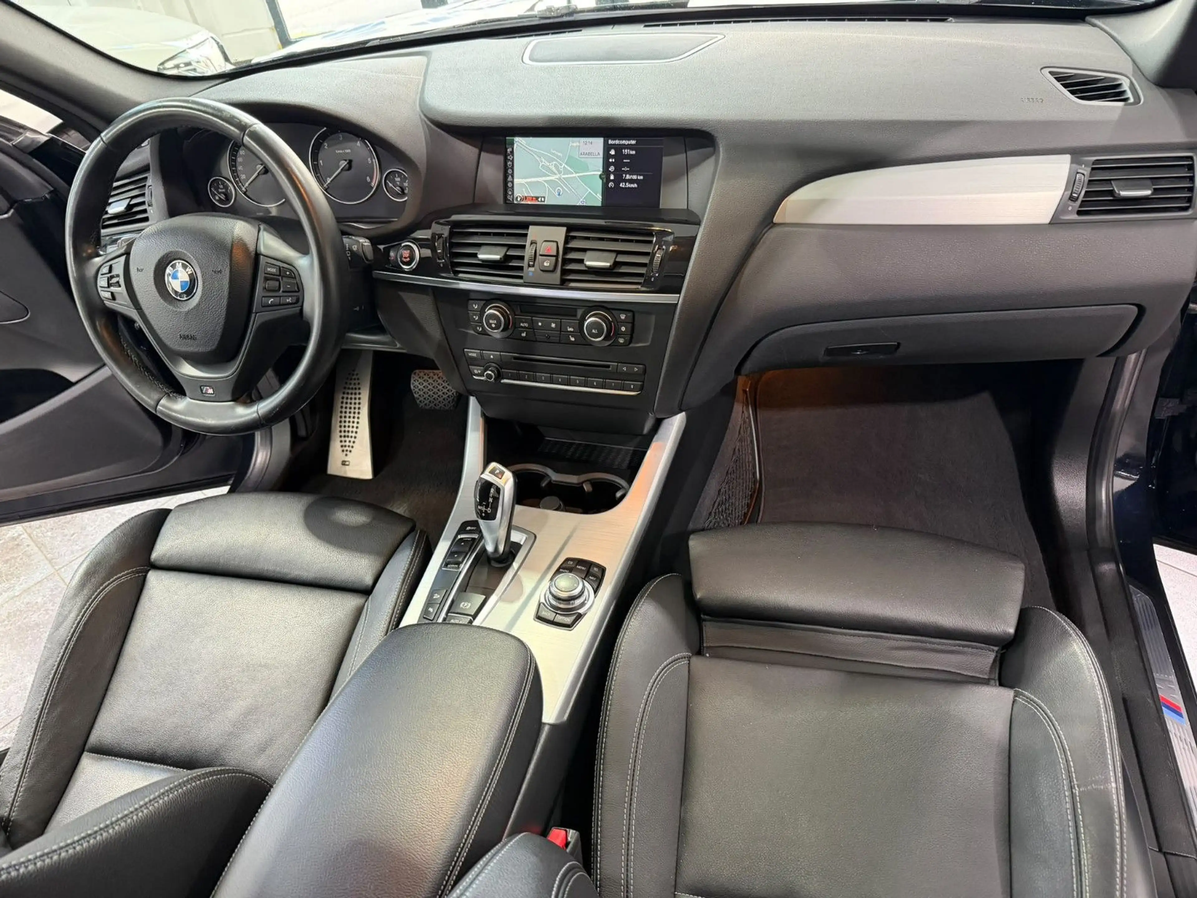 BMW X3 xDr. 30 dA*Leder*Pano*Navi*Xenon*AHK*M-Sport — photo 11