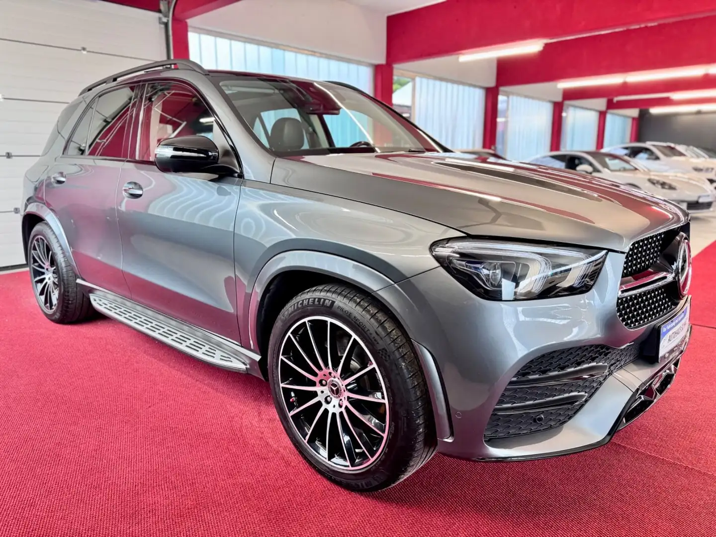 Mercedes-Benz GLE 350 GLE350 AMG 7 Sitze Pano Luft Distronic Burmester Grijs - 2