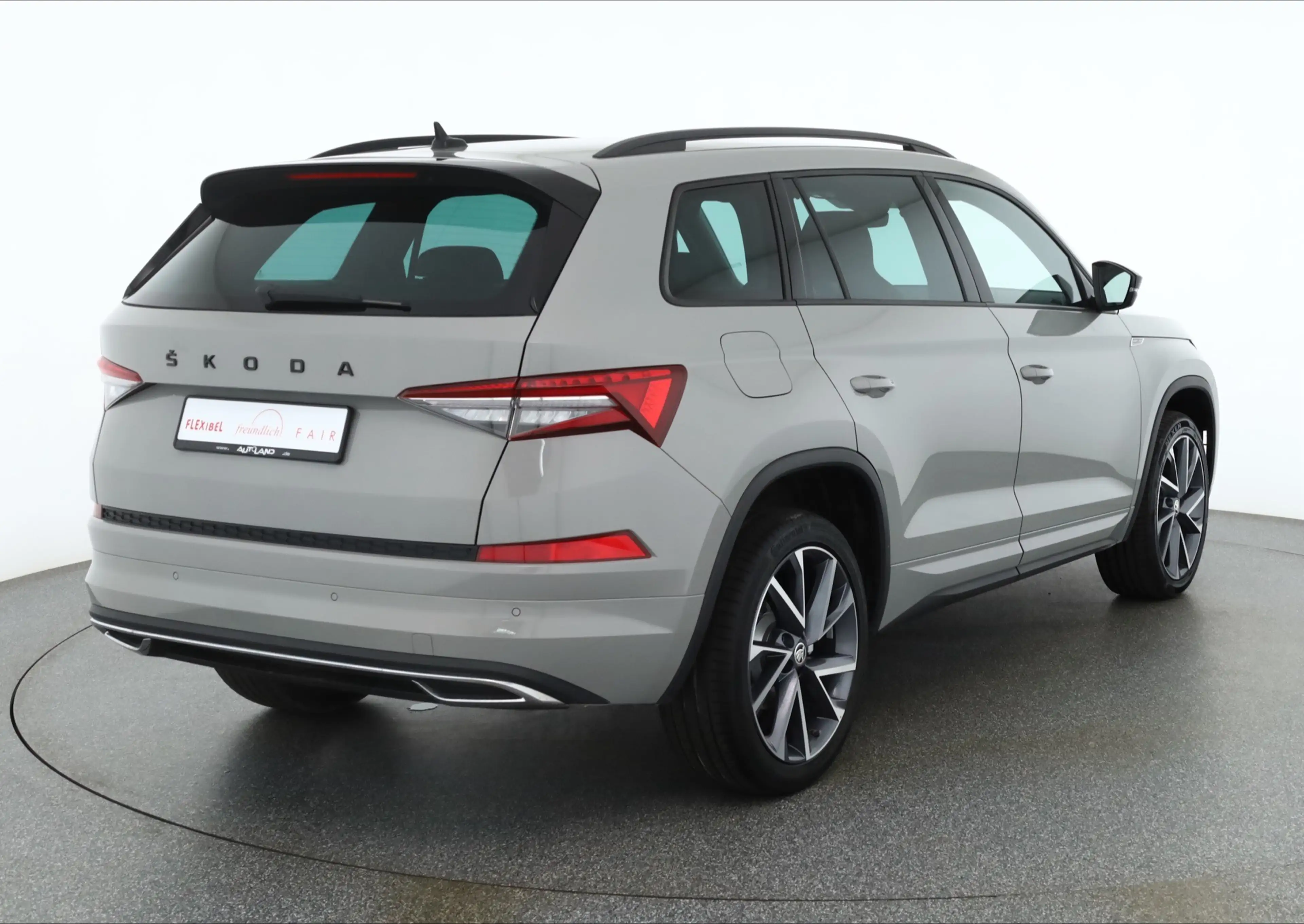 Skoda Kodiaq 2.0 TDI DSG Sportline 4x4 LED Navi AHK — photo 5